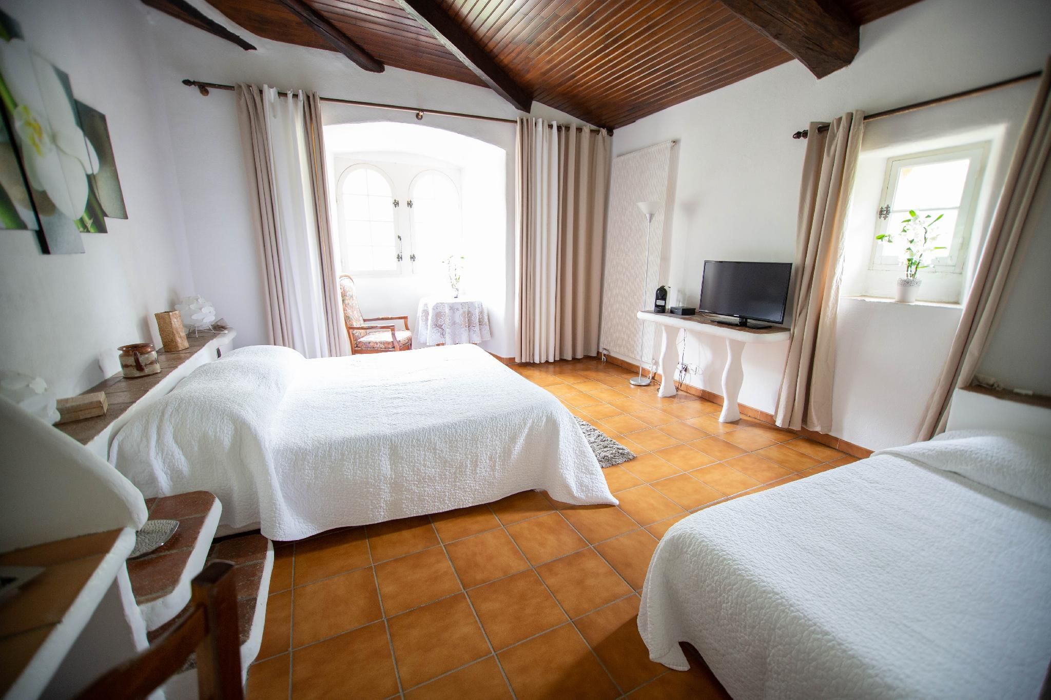 Harmony-Triple-SDB privée-Vue sur Montagne