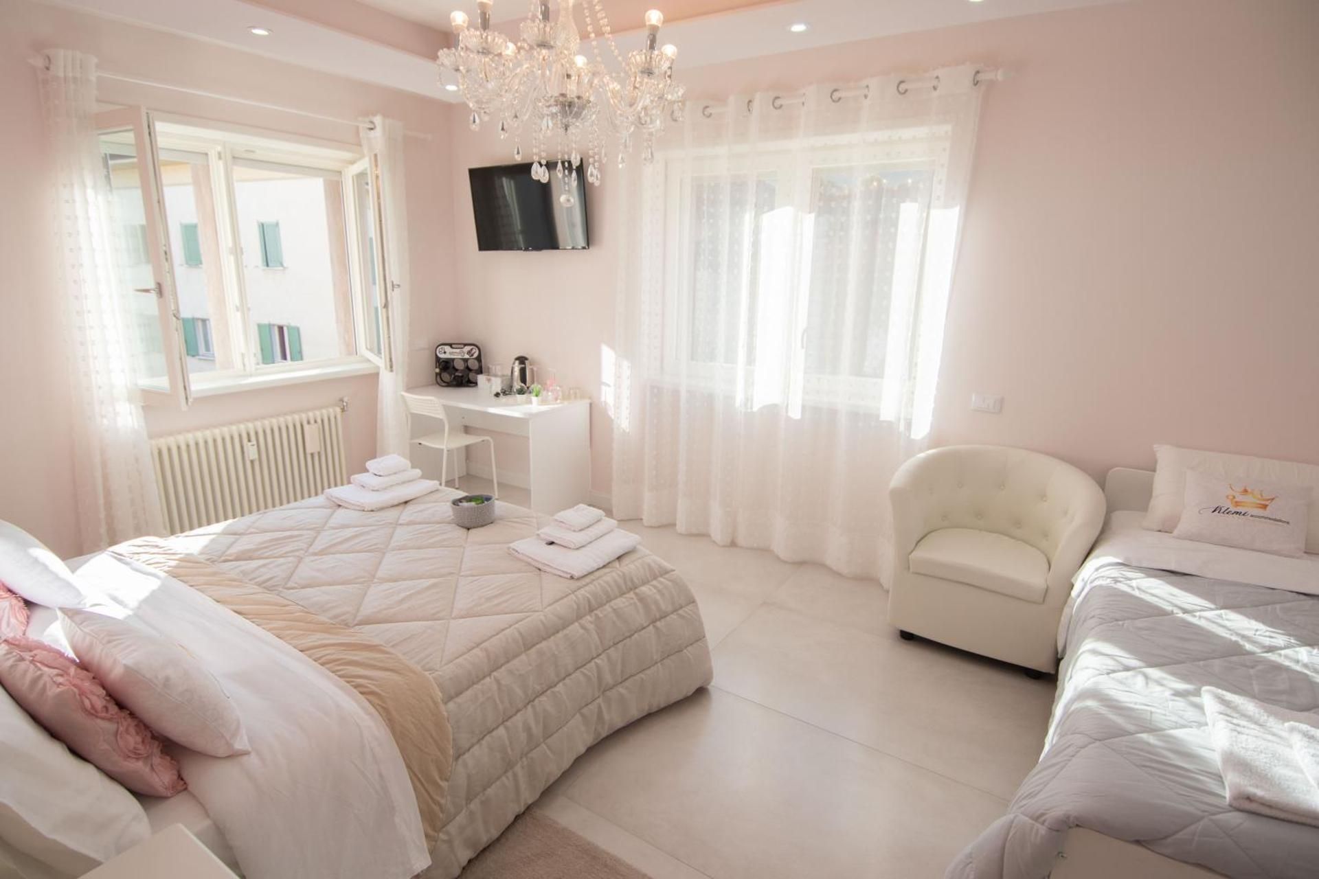 Triple Room with Private Bathroom