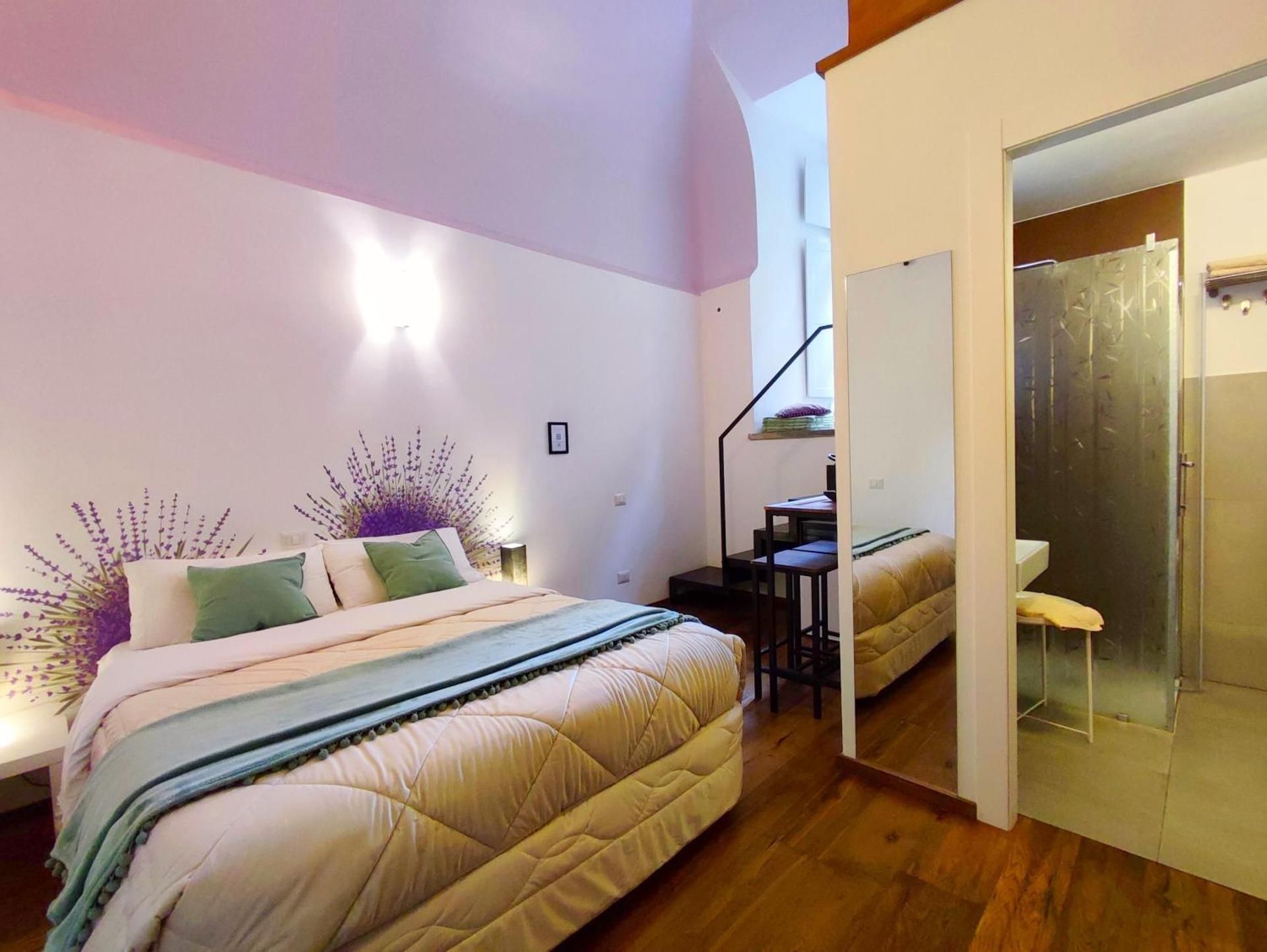 Quadruple Room with Private Bathroom
