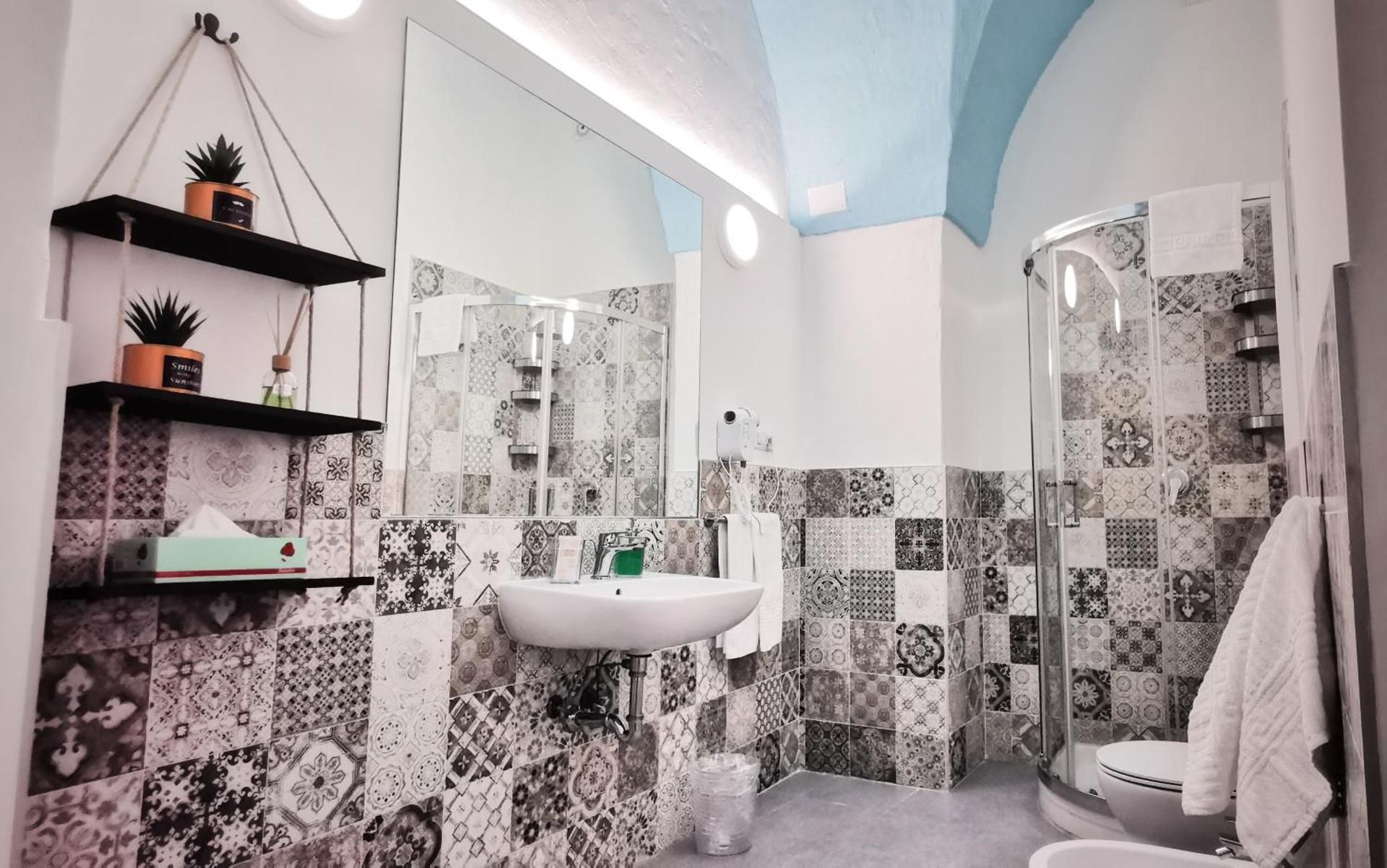 Quadruple Room with Private Bathroom