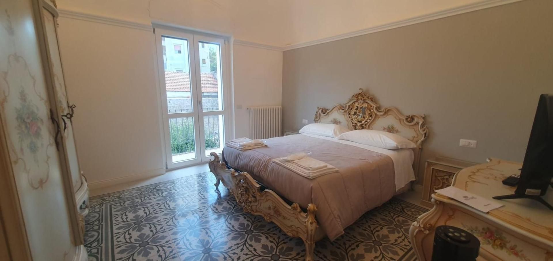 King Room with Garden View