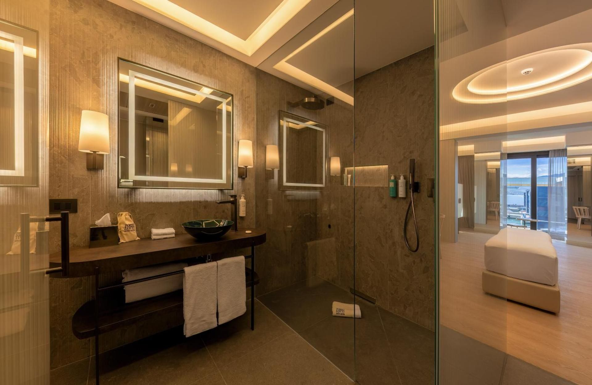 Suite with Sea View