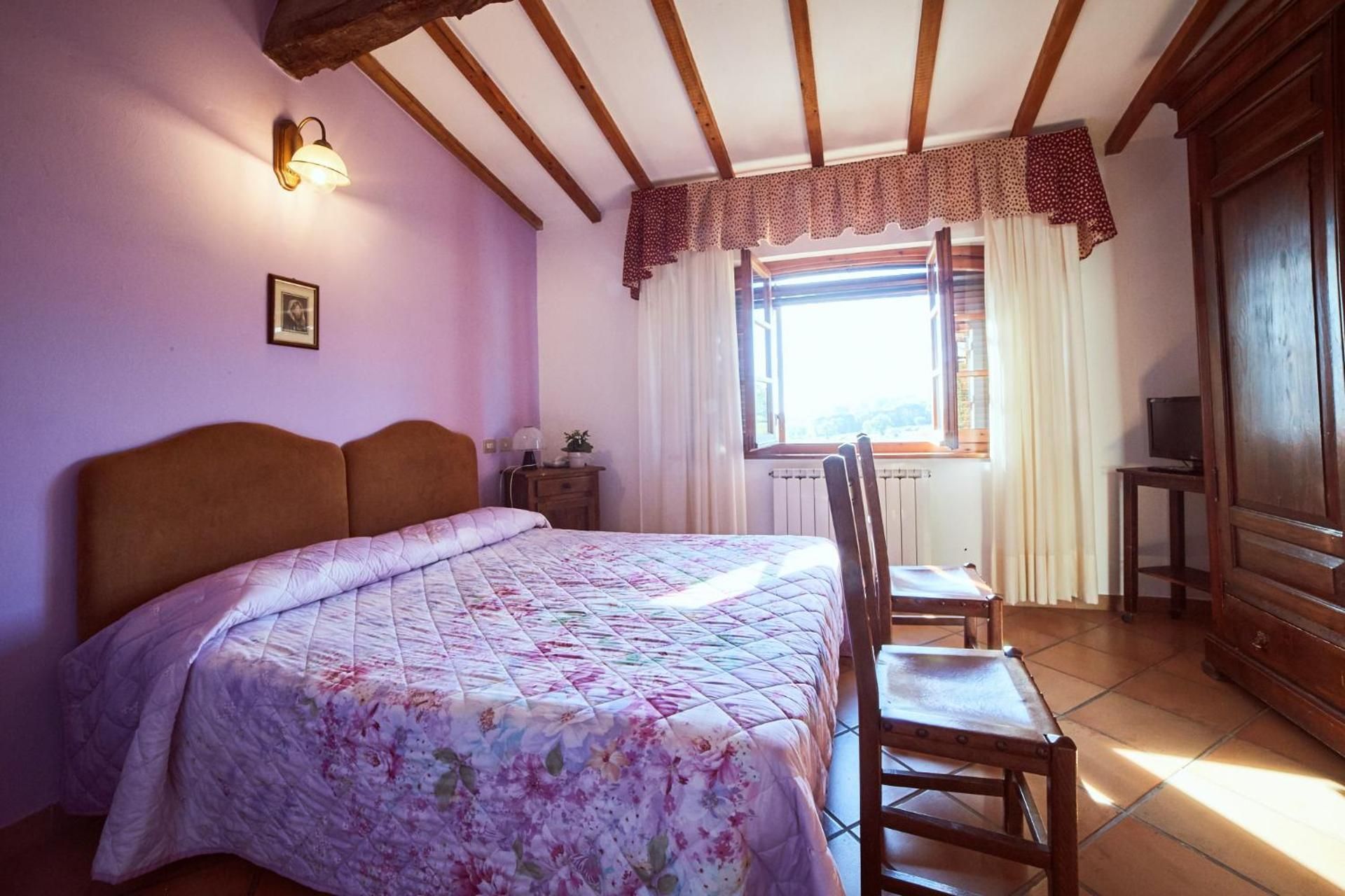 One-Bedroom Apartment with Garden