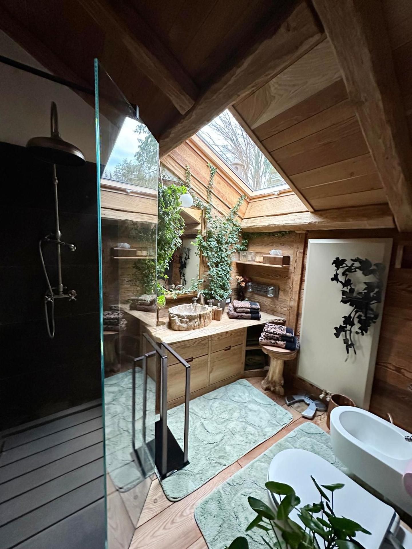 Suite with Spa Access