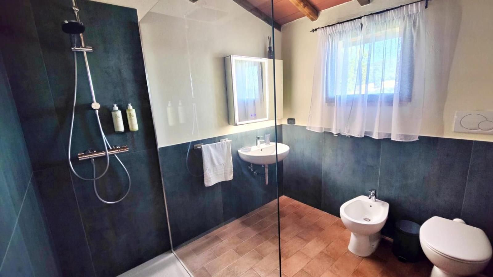 Deluxe One-Bedroom Apartment with Garden View