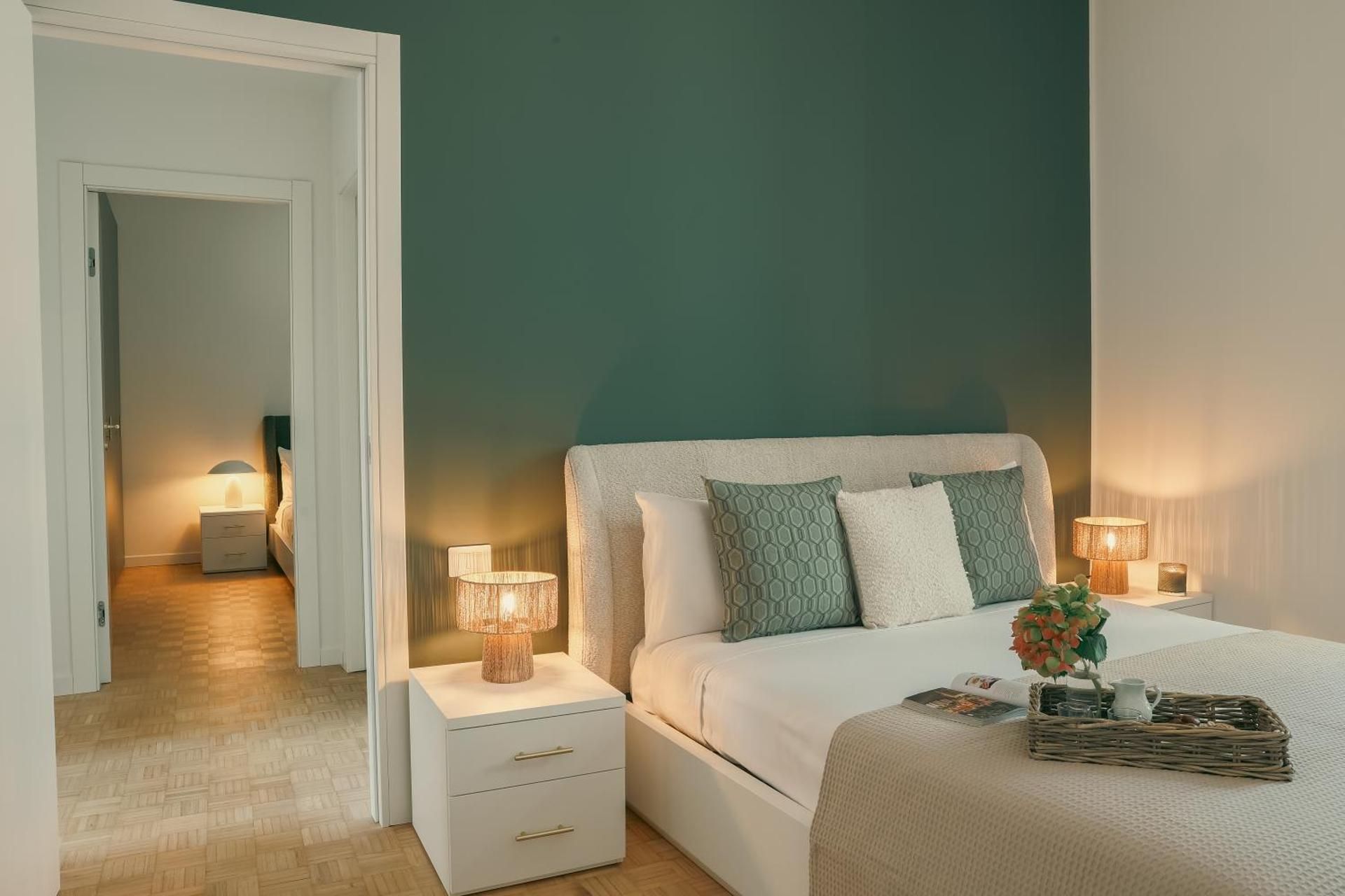 Rafael - by MyHomeInComo Two-Bedroom Apartment 2