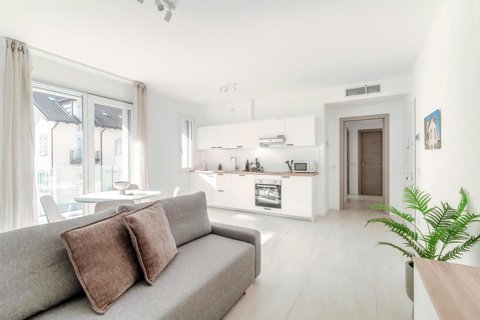 Lario Suite Apartments by Quokka 360 - With parking Next to Como City Classic Apartment