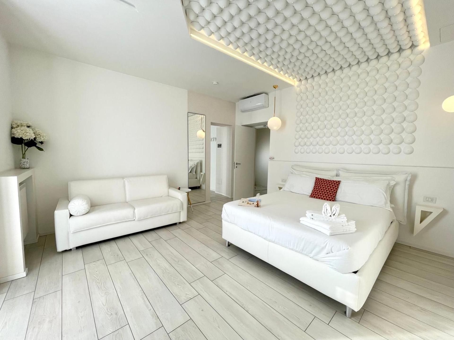 Mariarosa Suites Suite with Balcony