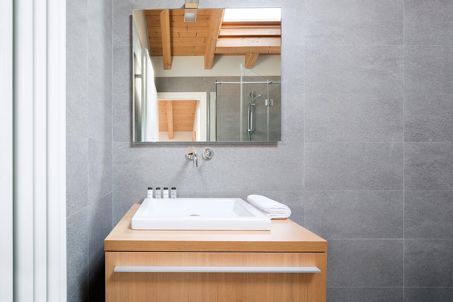 Casa Bianca Apartments Two-Bedroom Apartment - Attic