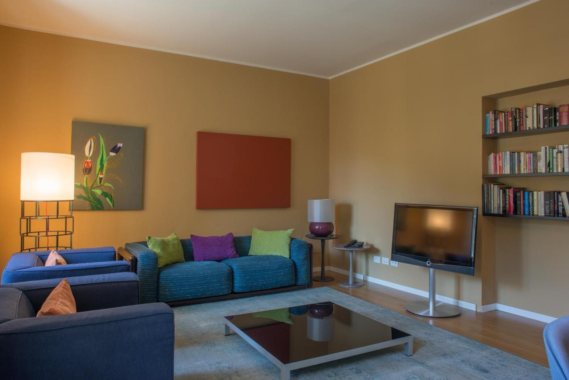 shared lounge/tv area