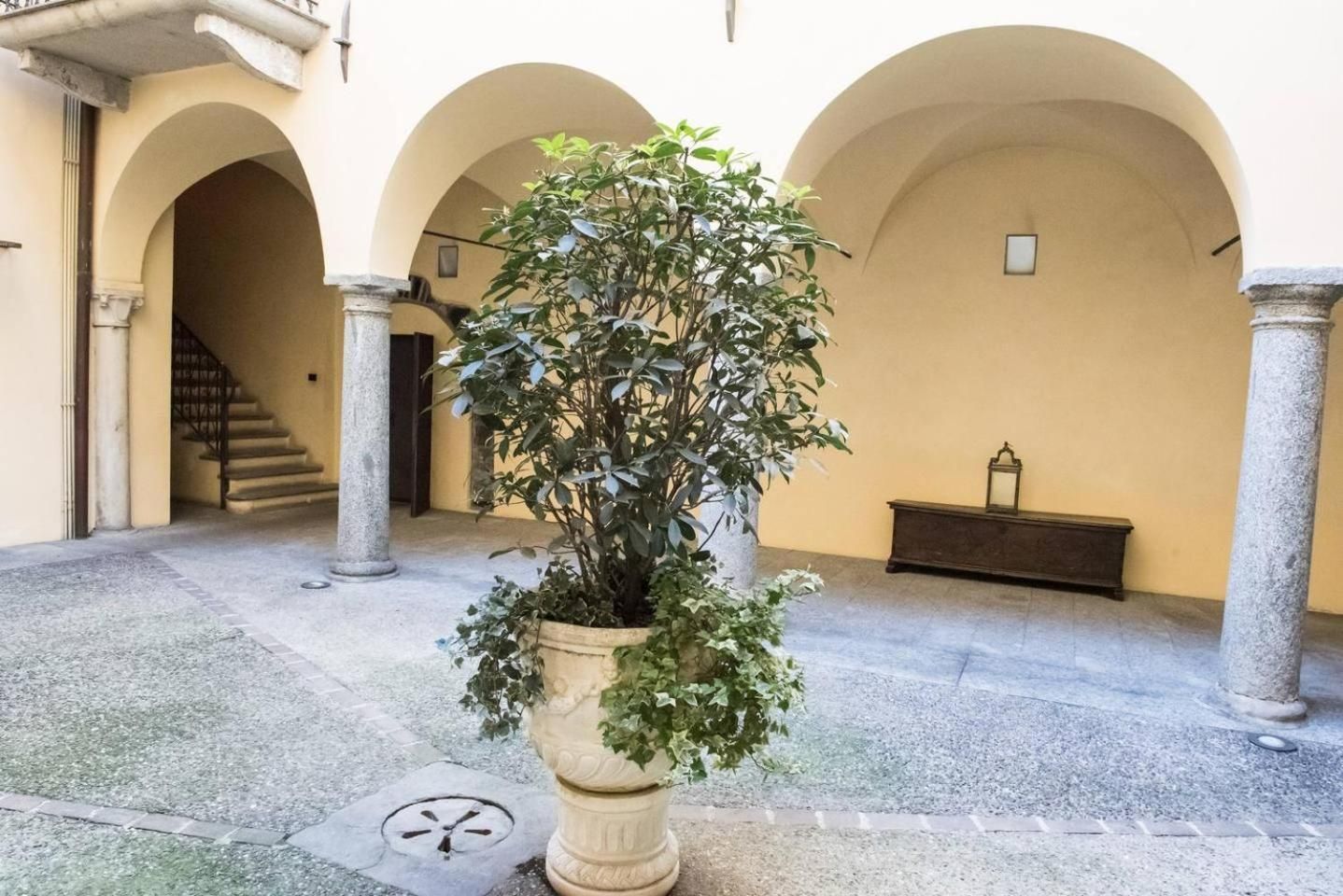 Lo Studio - The House Of Travelers