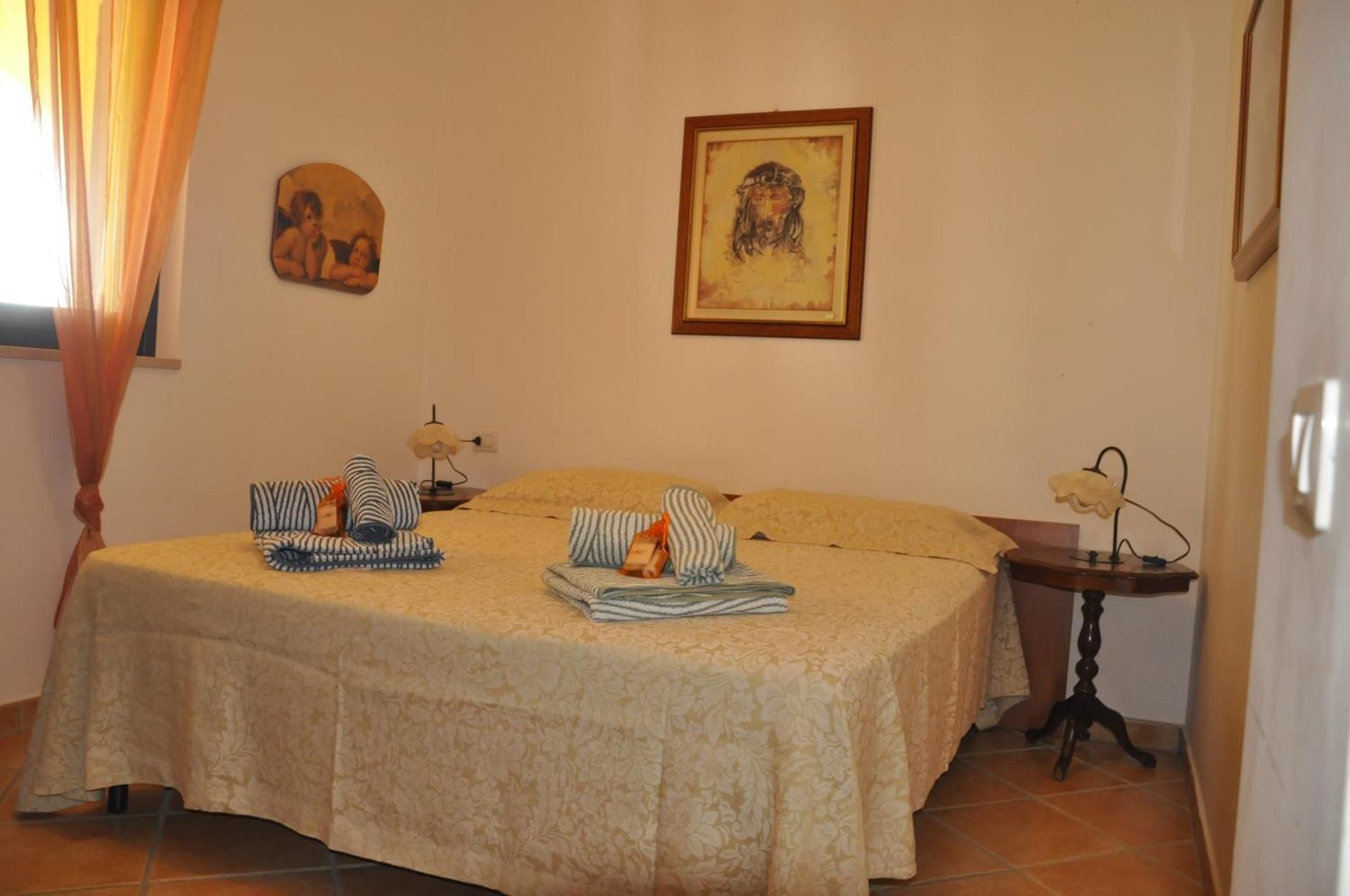 Basilicata Host to Host - BORGO SAN BASILIO Three-Bedroom Apartment