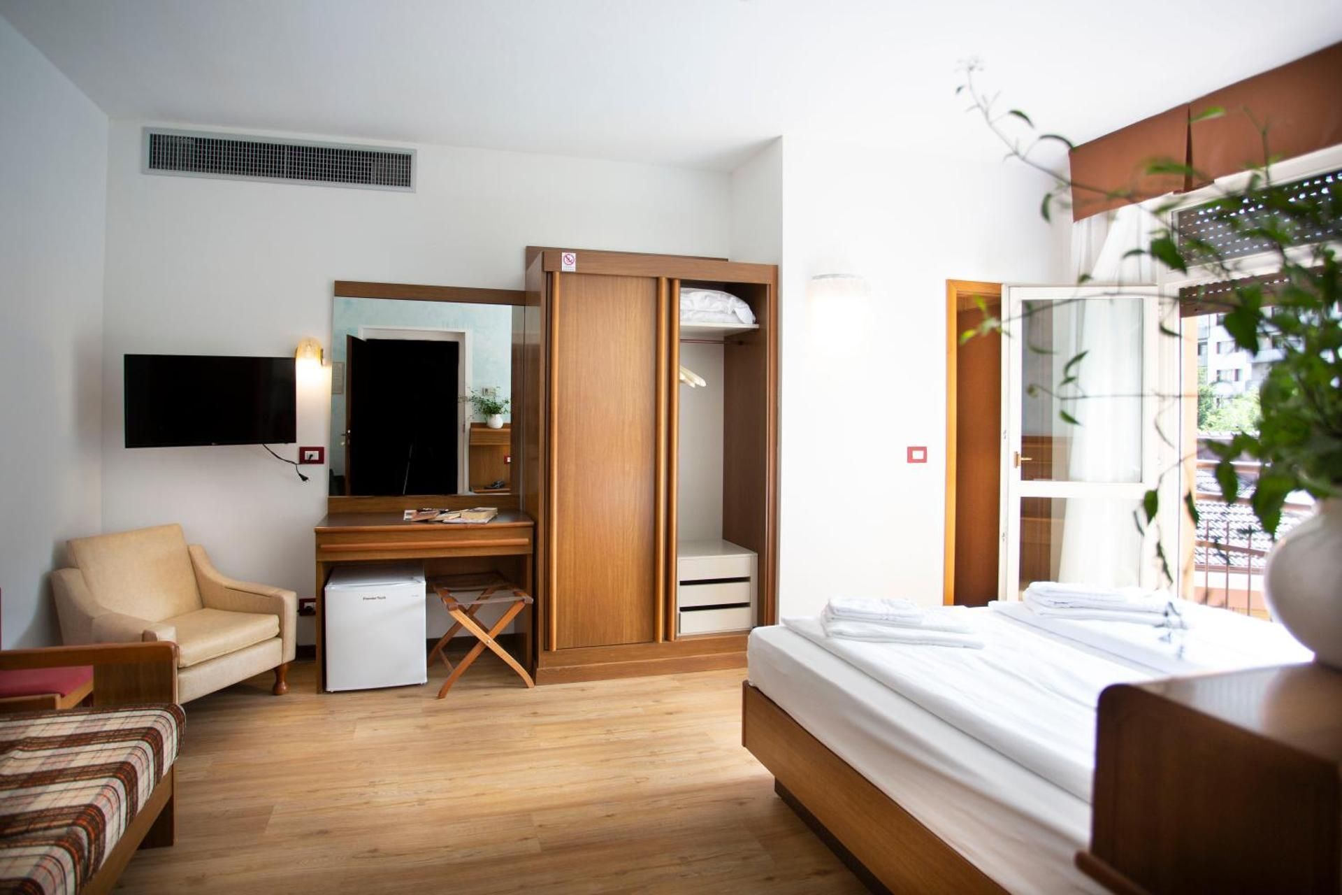 Double or Twin Room with Balcony