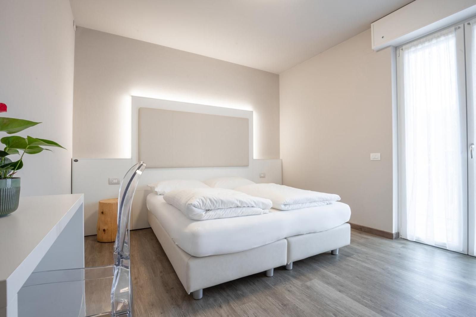 Double or Twin Room with Balcony
