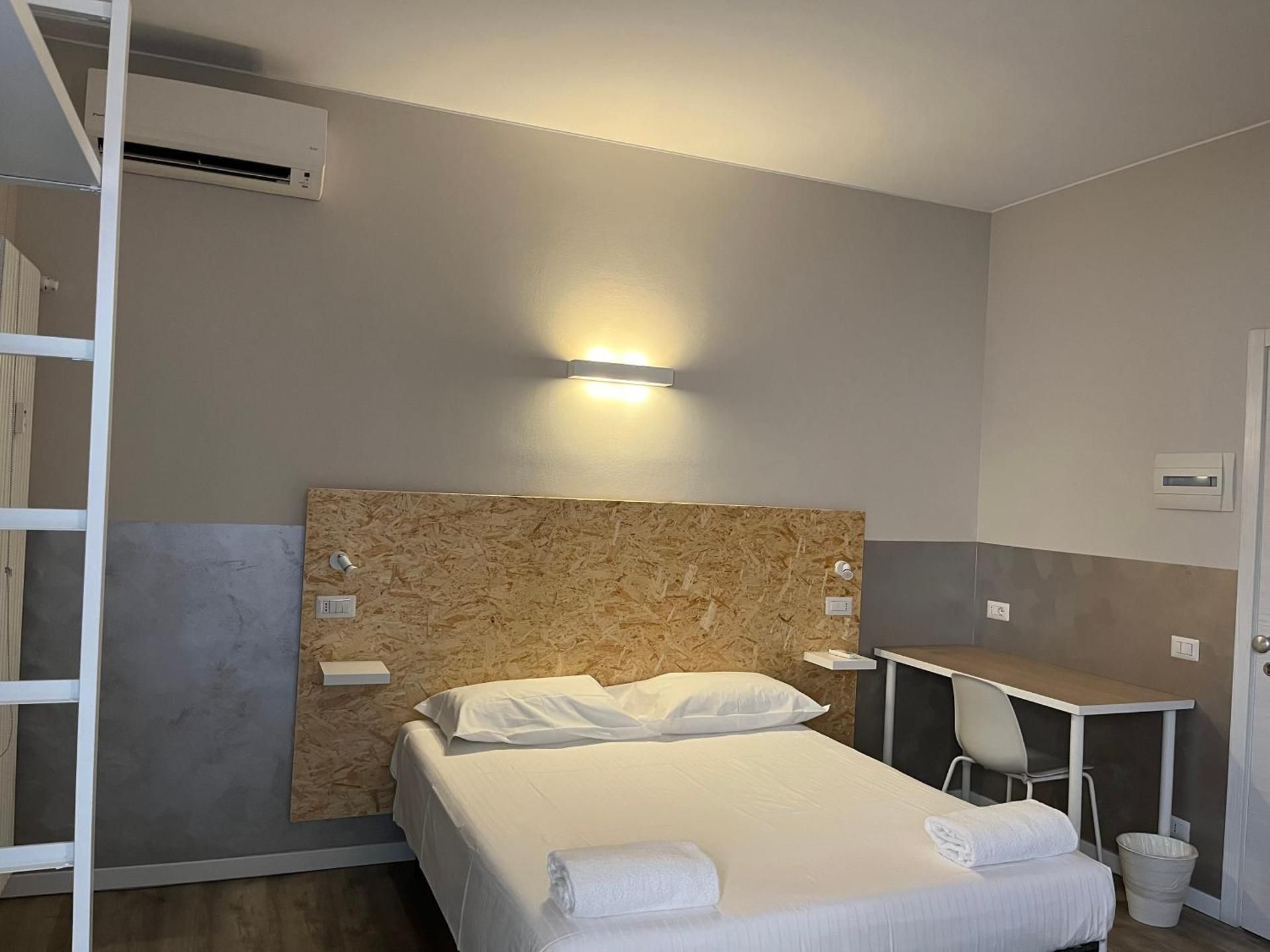 Double Room with Shared Toilet