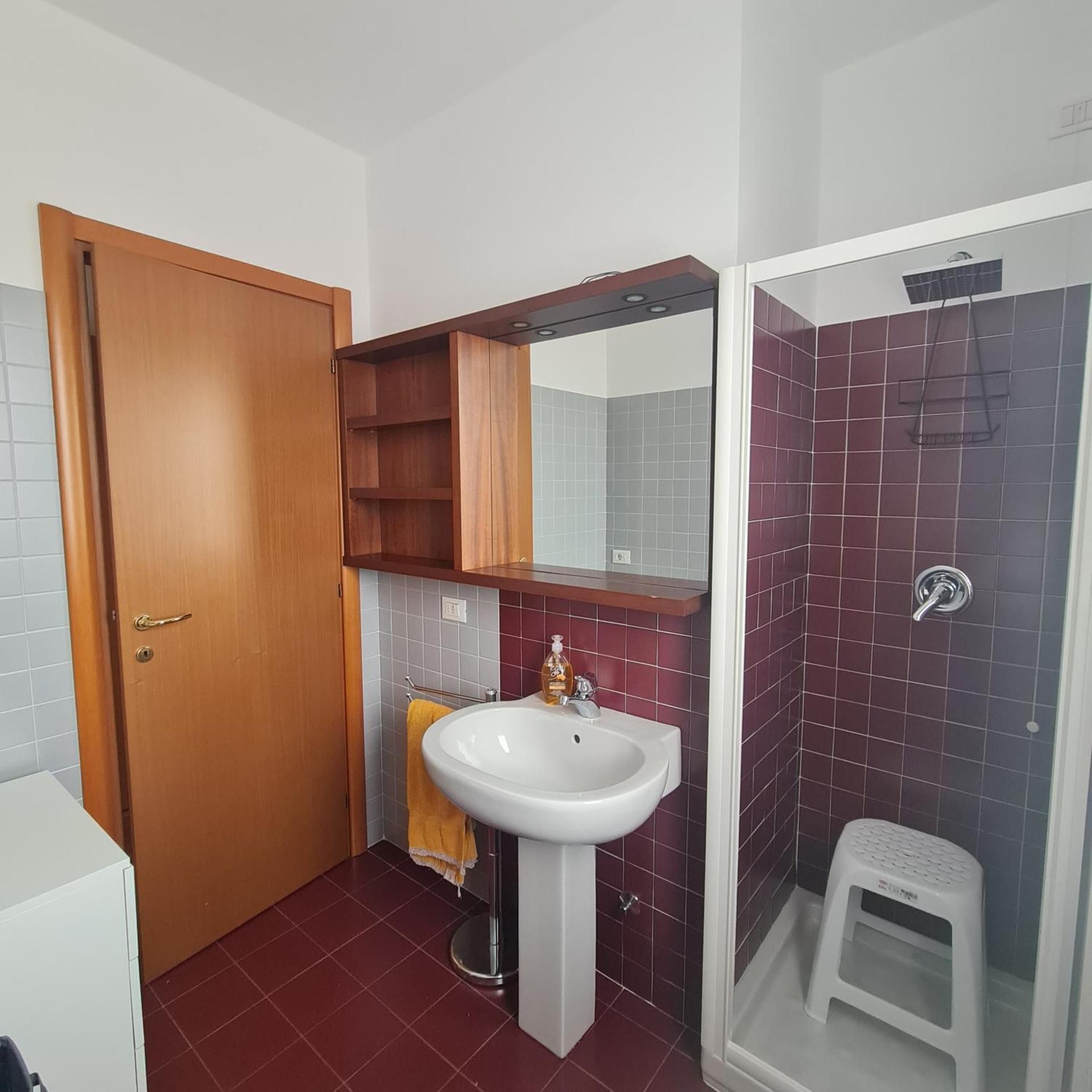 Twin Room with Private Bathroom