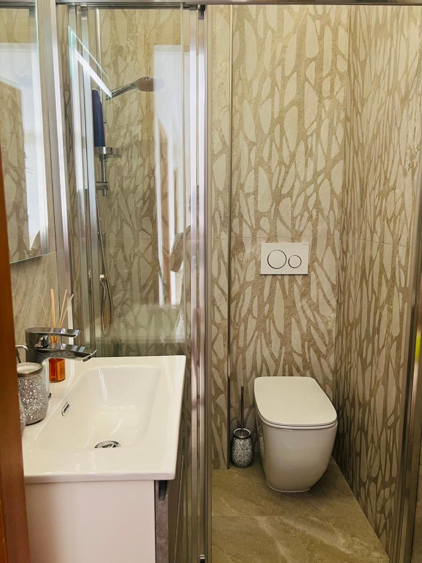 Cucu home