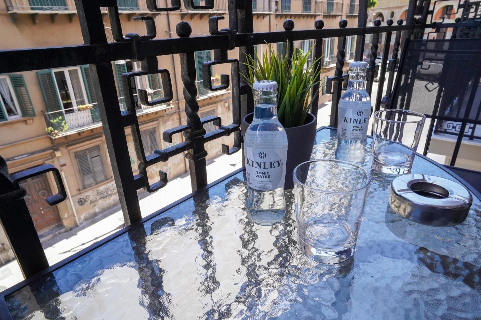 Mama suites Politeama