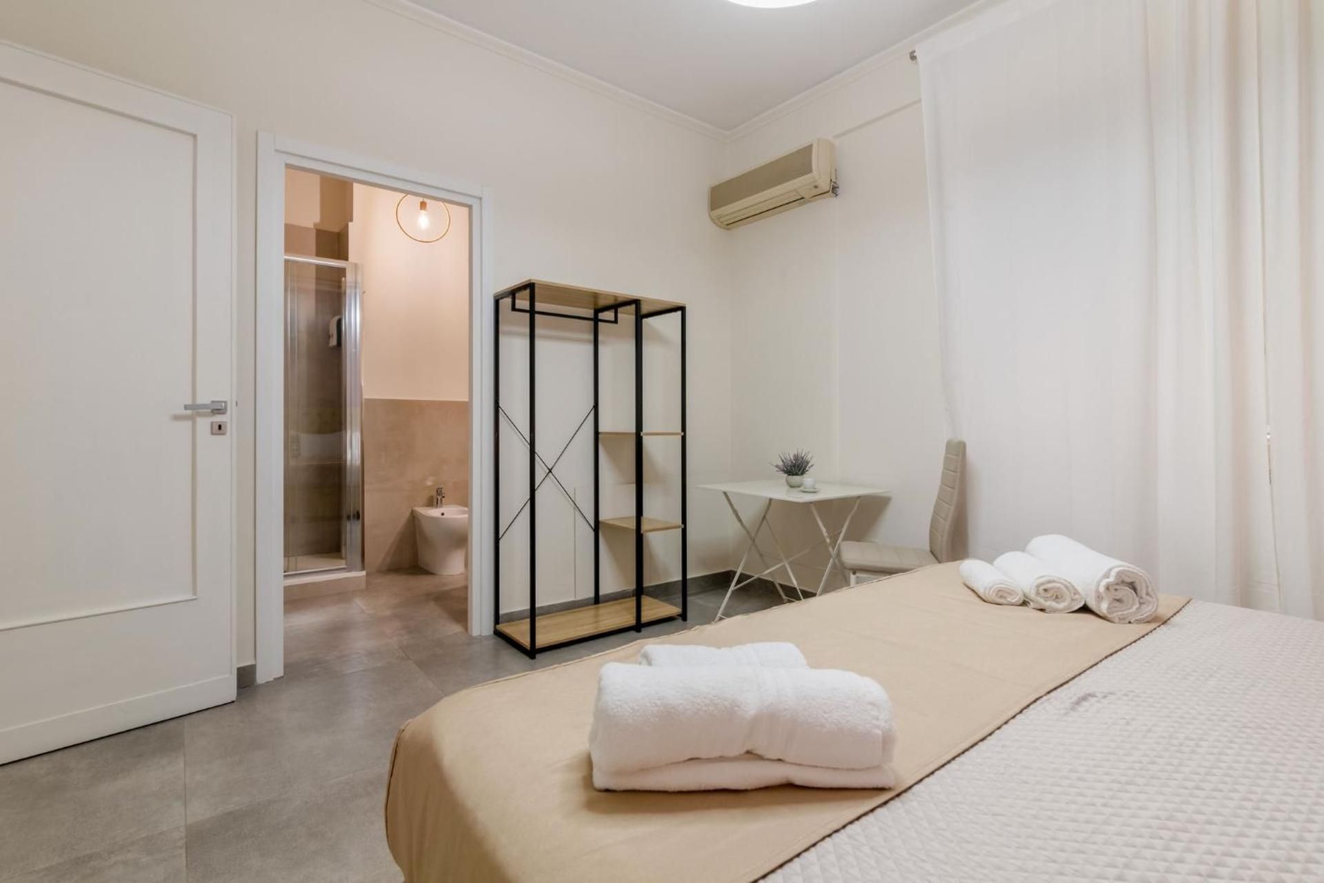 Large Double Room