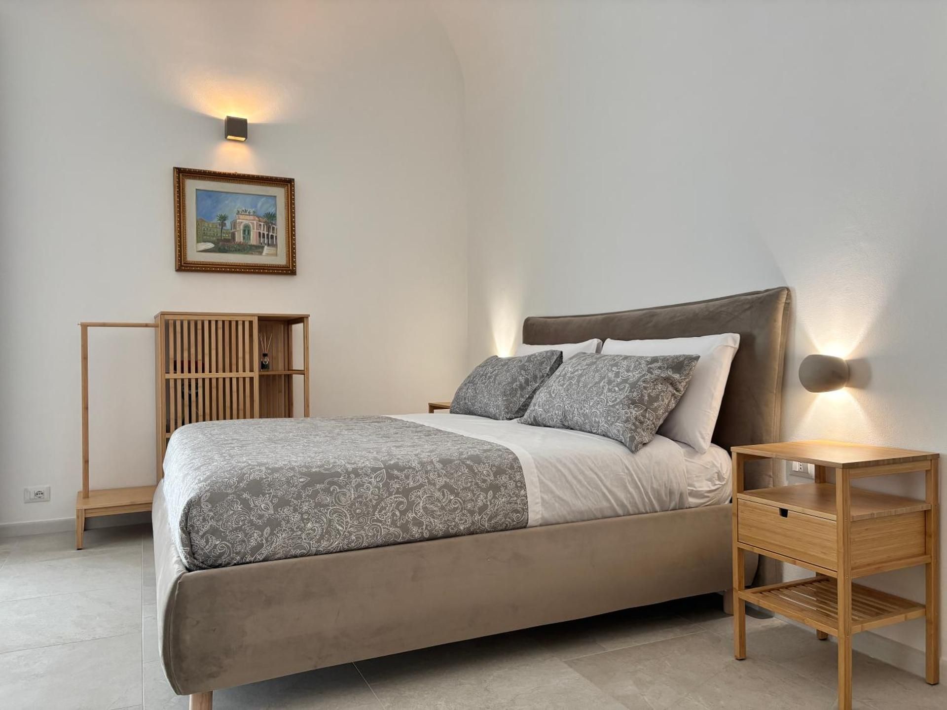One-Bedroom Apartment with Balcony
