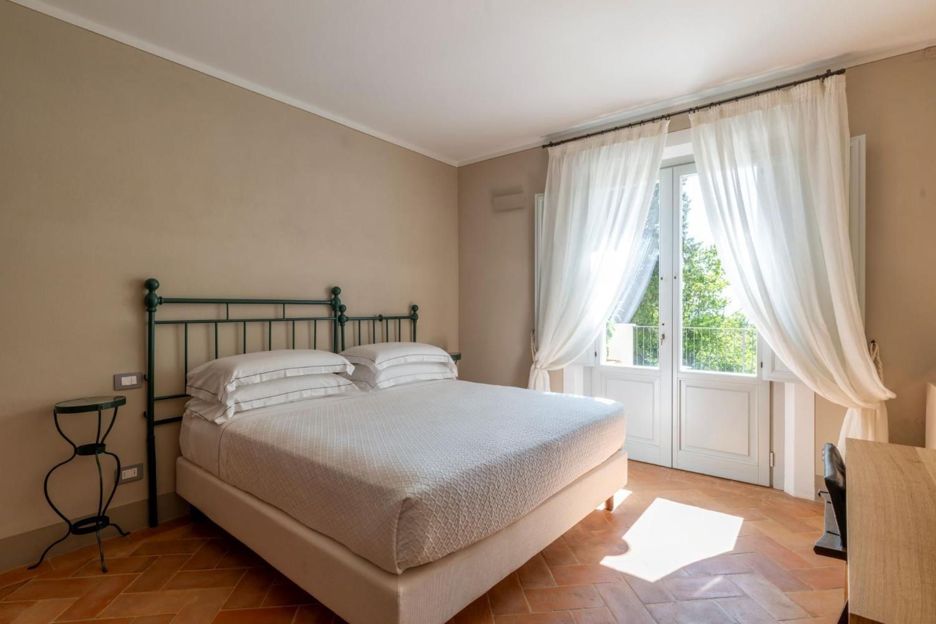 Superior Double or Twin Room with Terrace