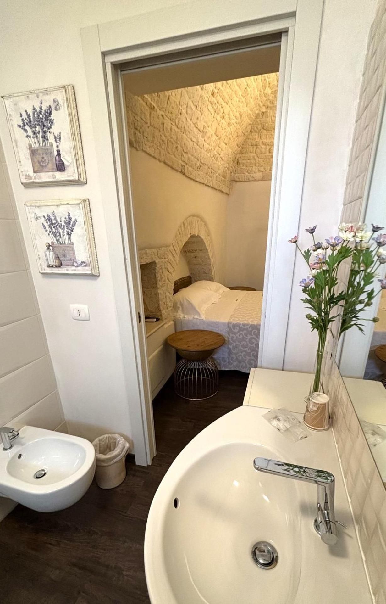 One-Bedroom Apartment with Garden