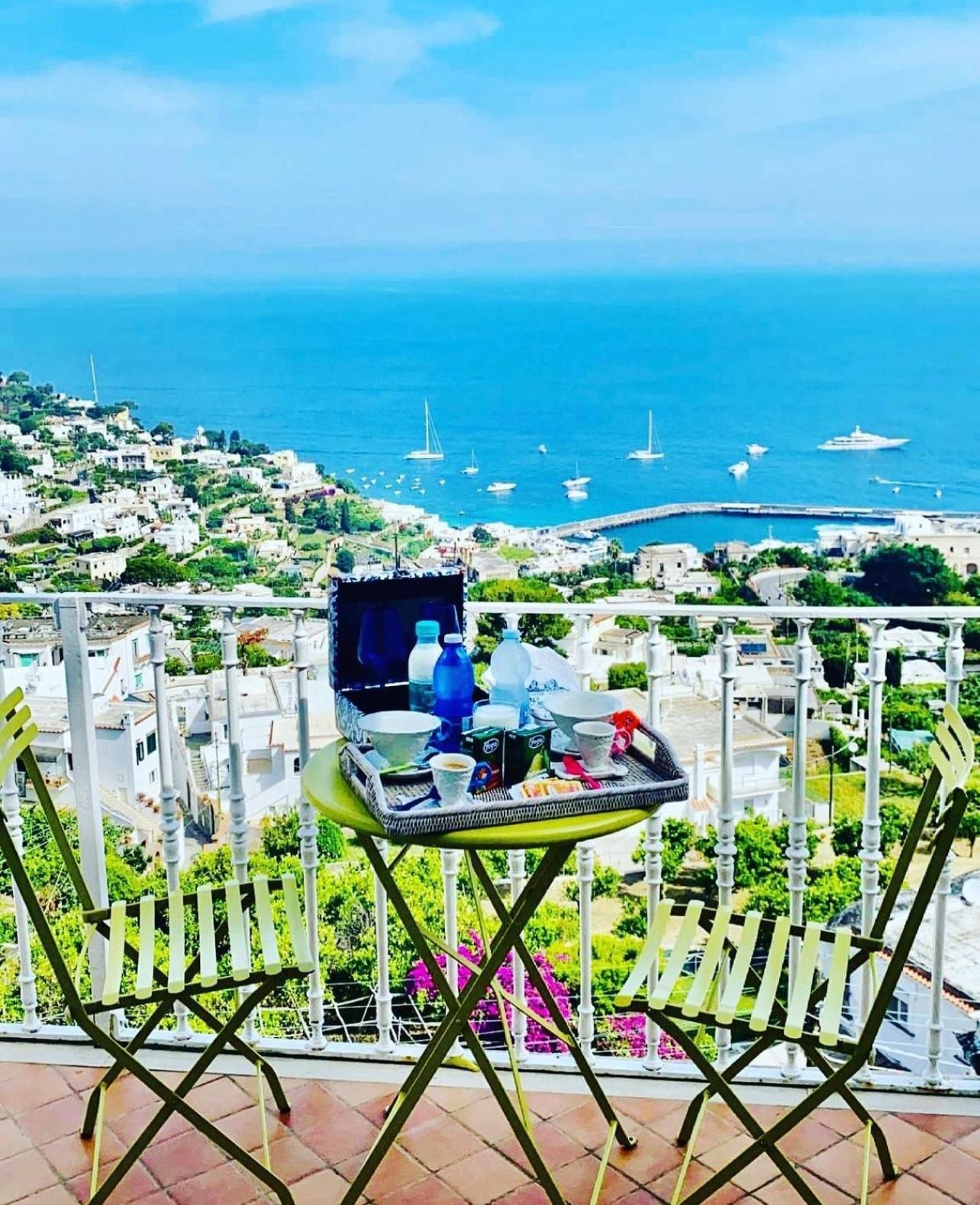 Casa Marta Capri Quadruple Room 2