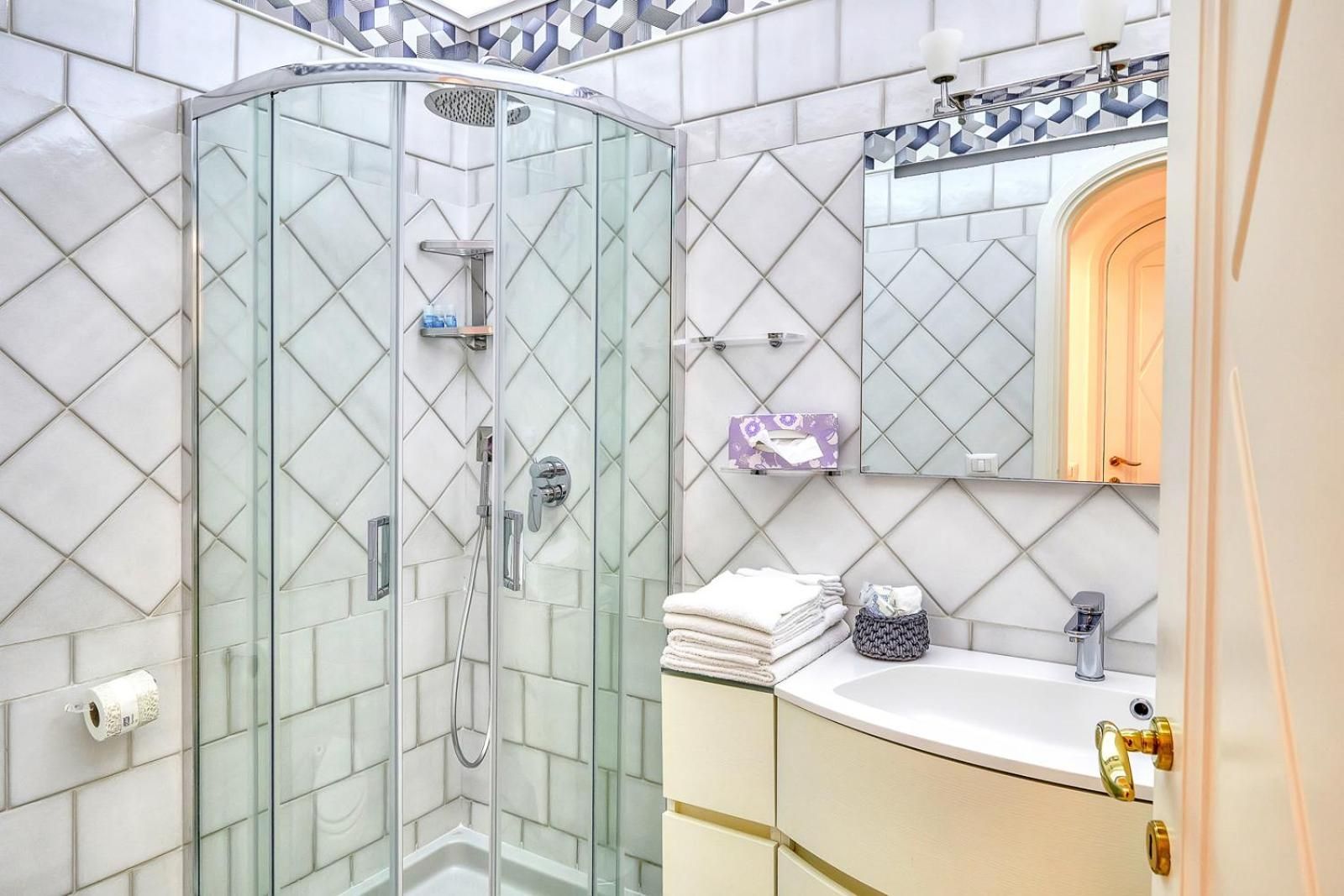 Le Botteghe 59 Capri Double Room 3