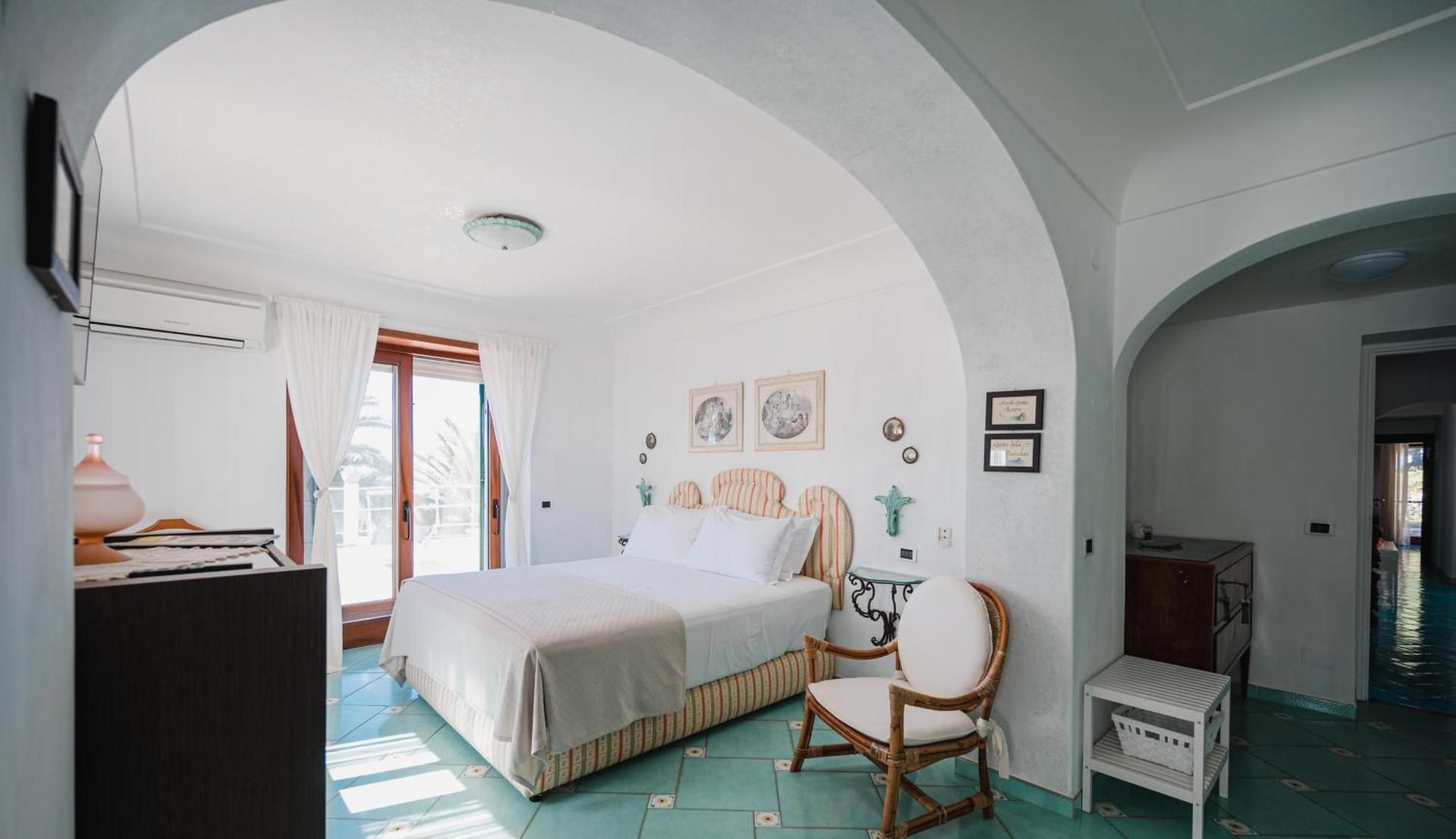 Deluxe Double Room with Sea View