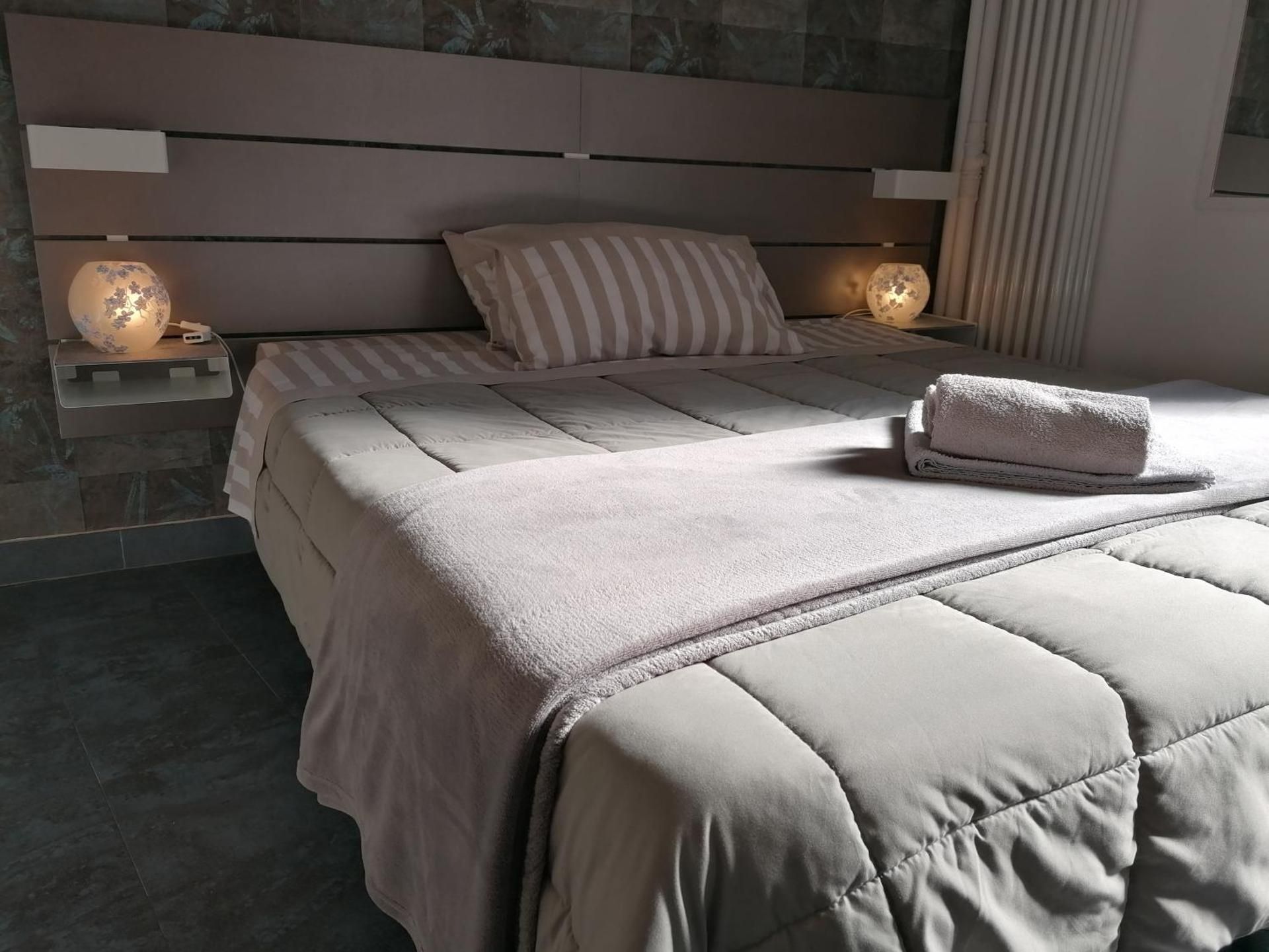 Double or Twin Room with Shared Bathroom