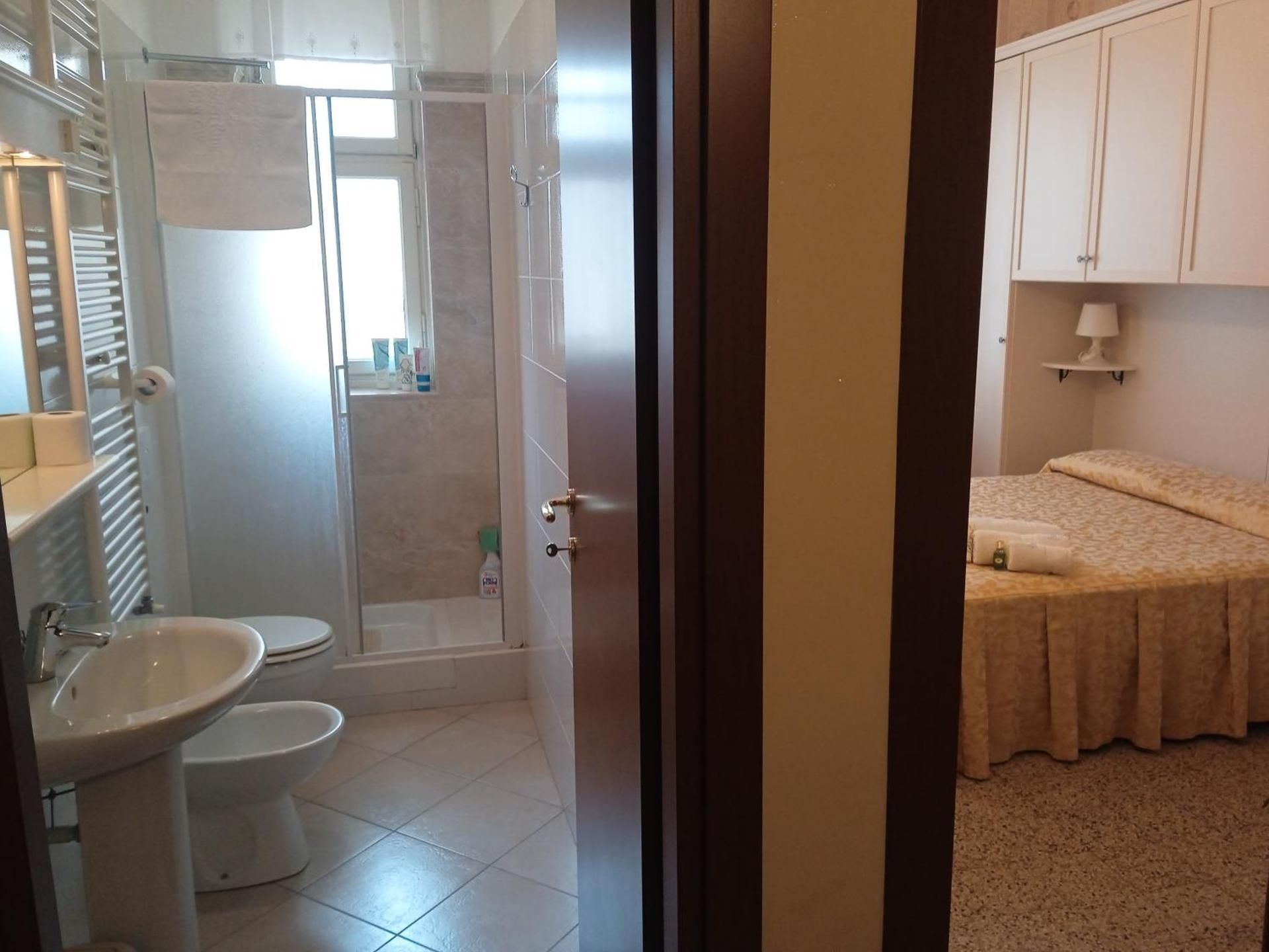 Double Room with Shared Bathroom