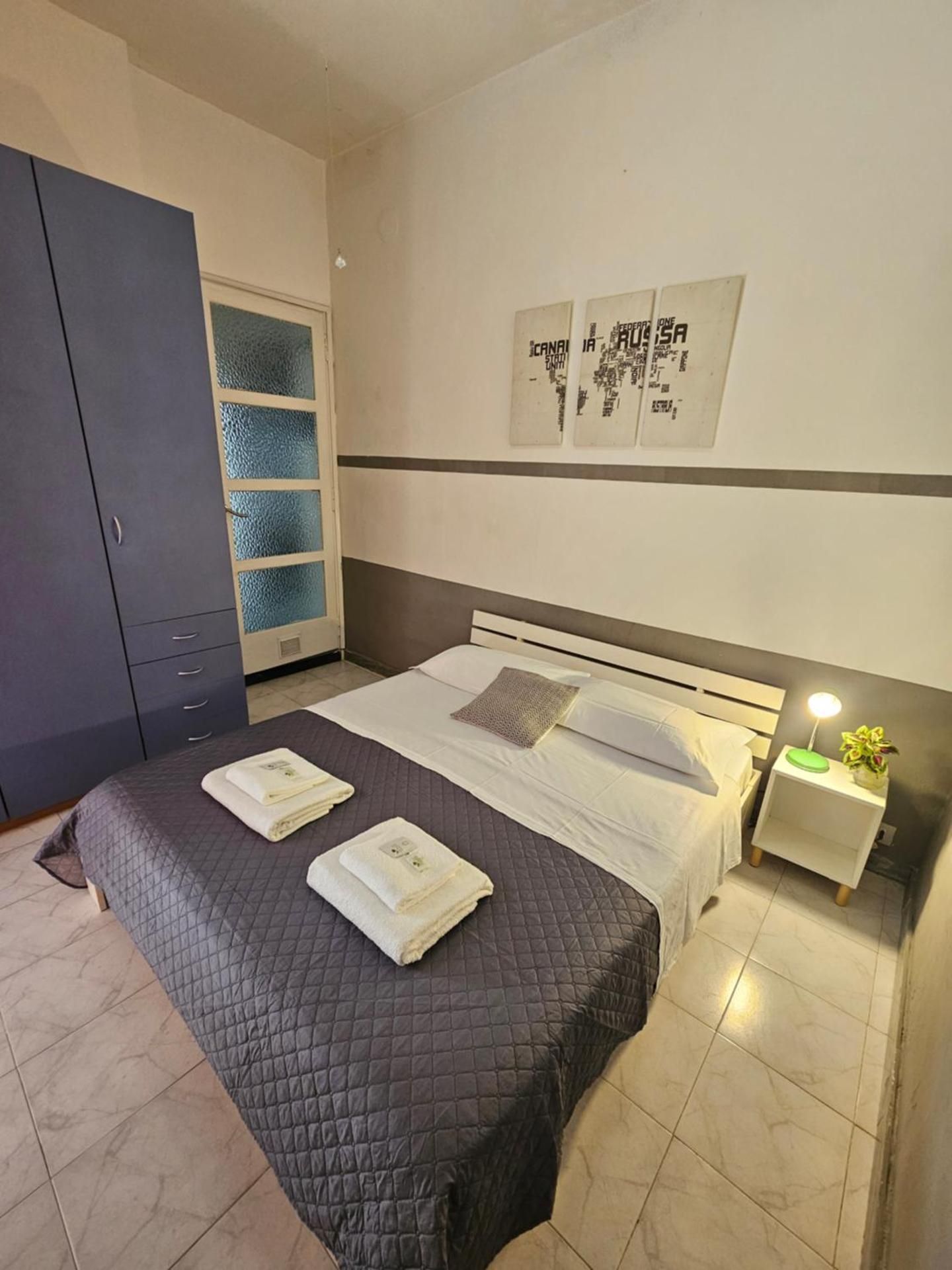 One-Bedroom Standard Apartment