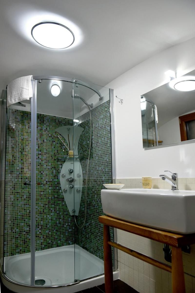 Quadruple Room with Private Bathroom
