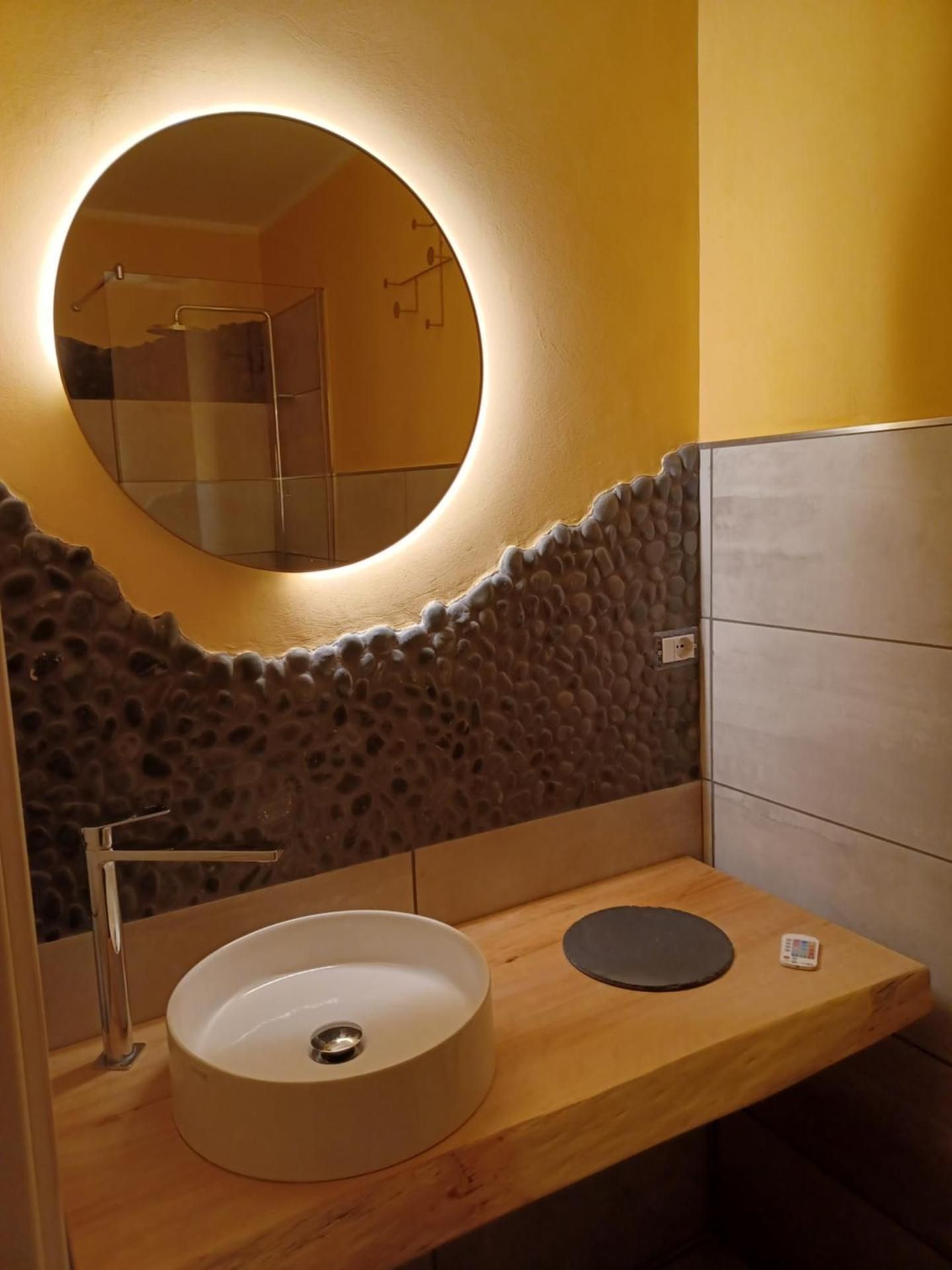 Deluxe Double Room with Balcony and Sea View