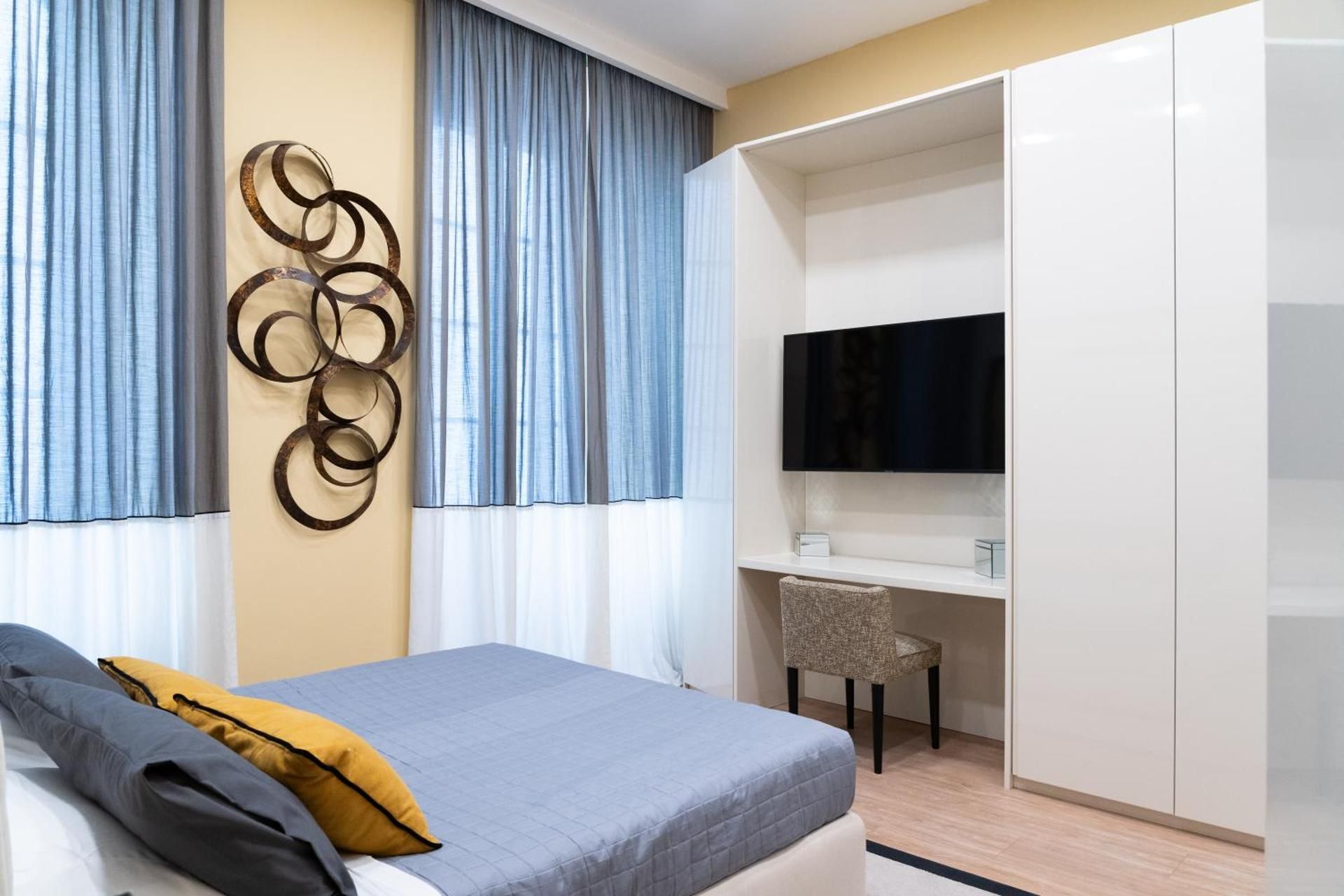 One-Bedroom Superior Apartment