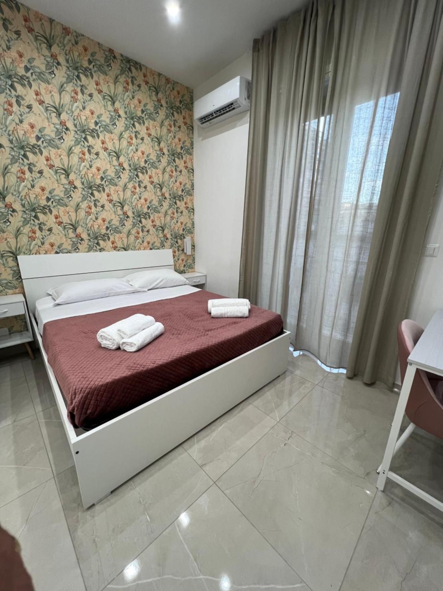 Deluxe Double Room with Extra Bed