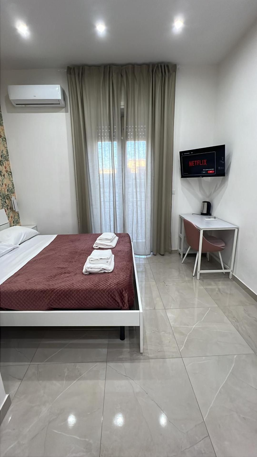 Deluxe Double Room with Extra Bed