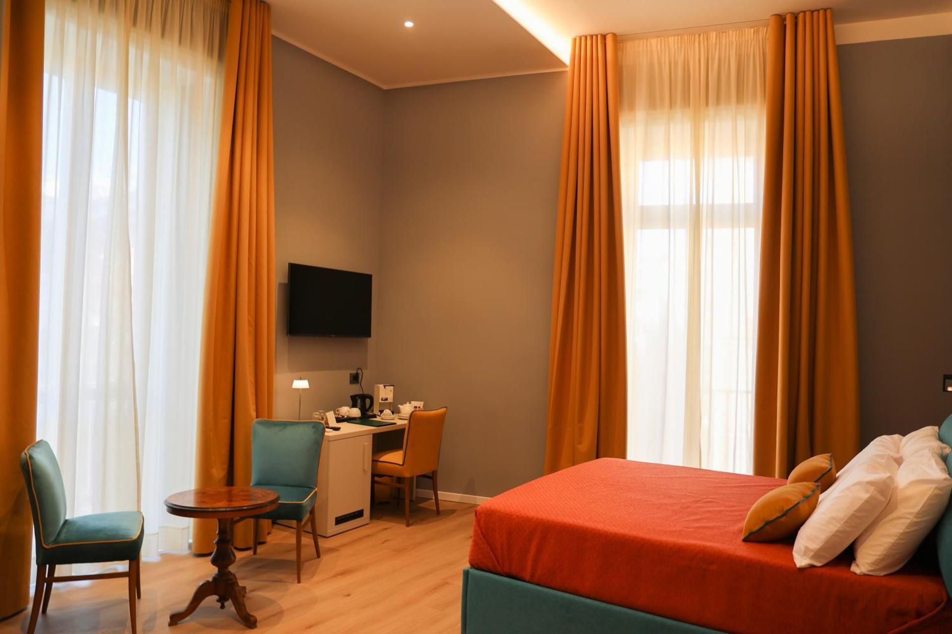 Deluxe Triple Room