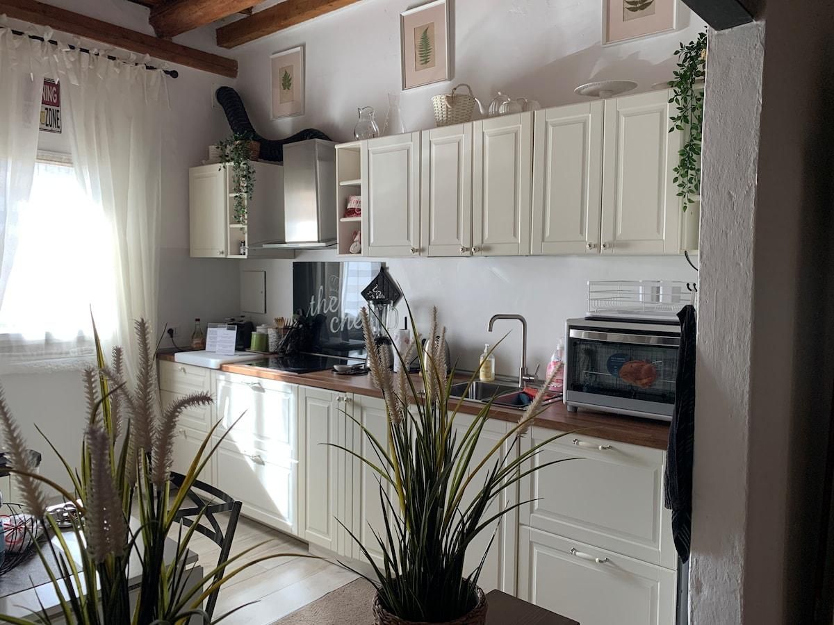 458a90b64c4e6844a2baa97fd0f9d1b1