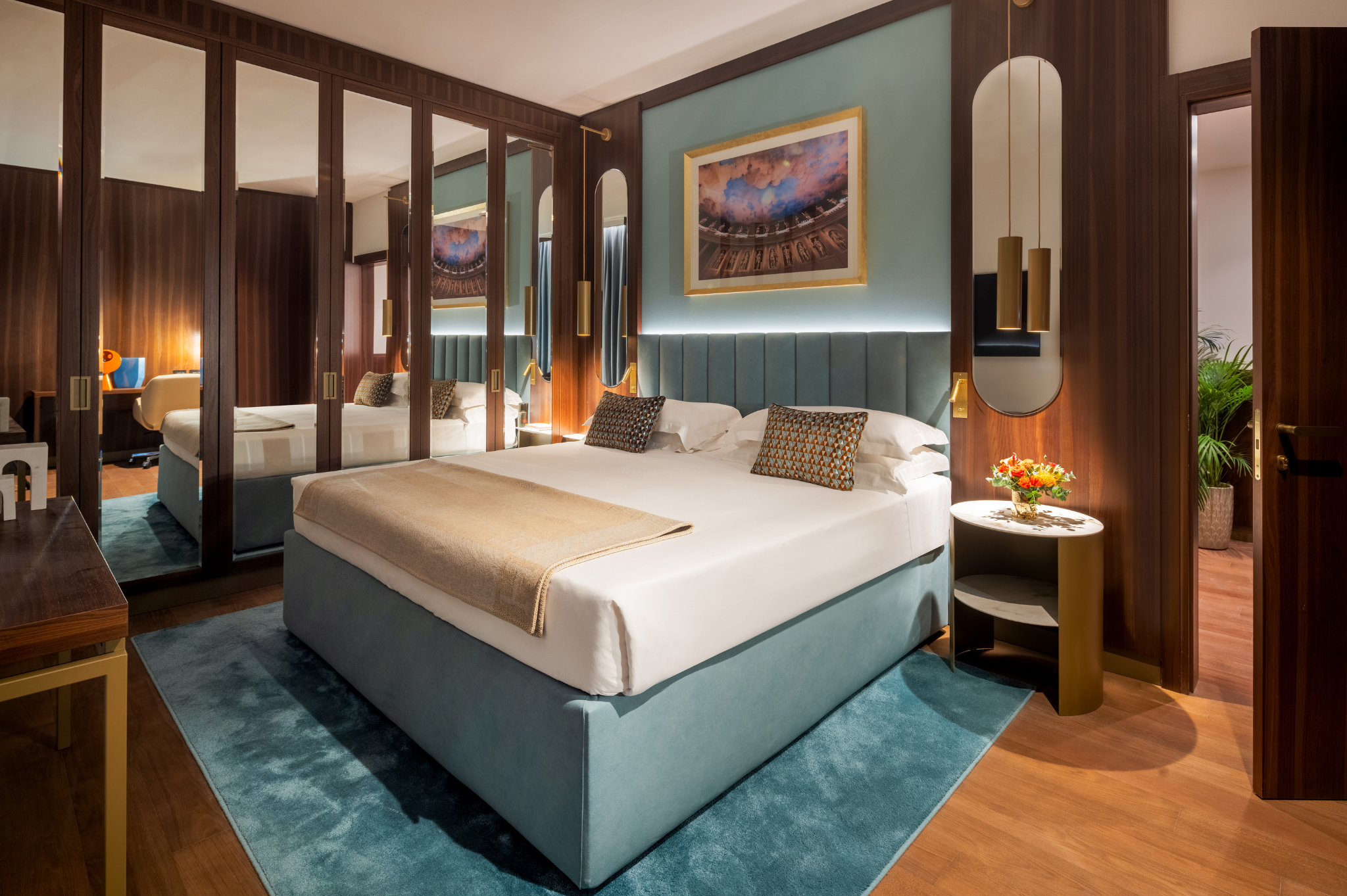 Deluxe One Bedroom Apartment