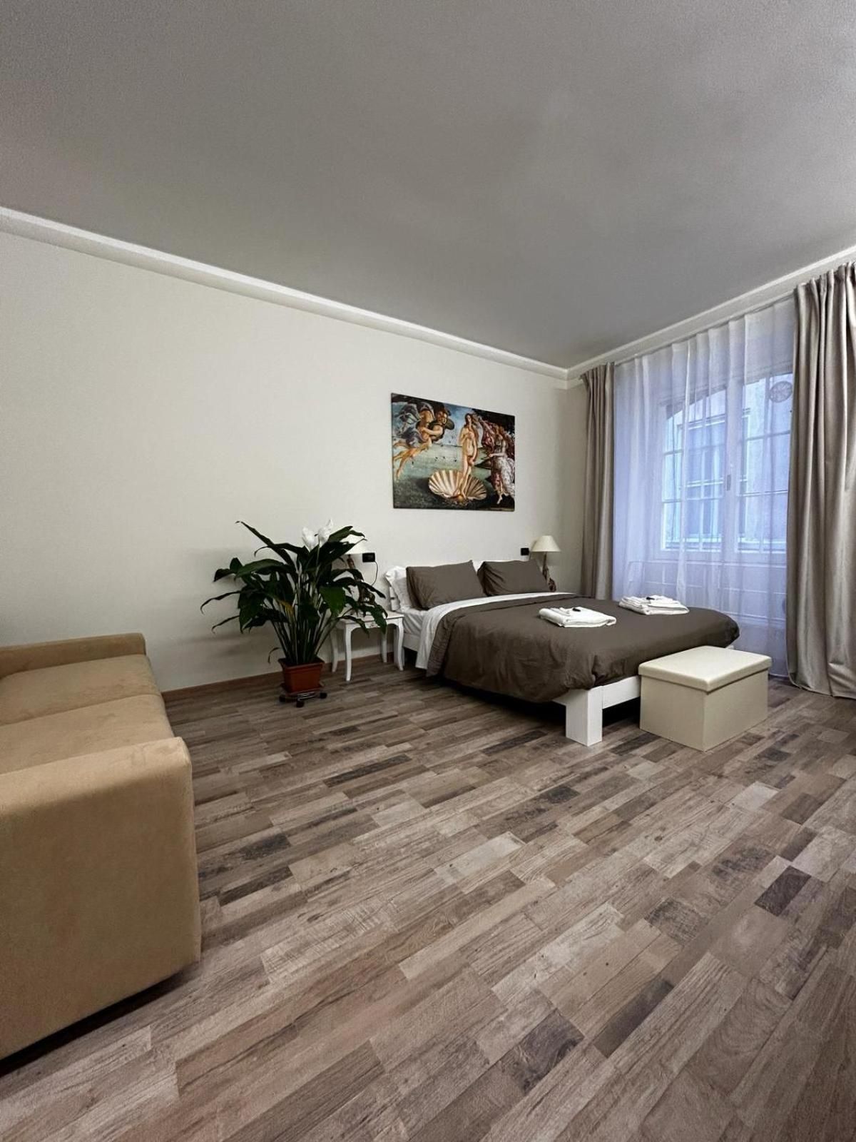 Quadruple Room with Private Bathroom