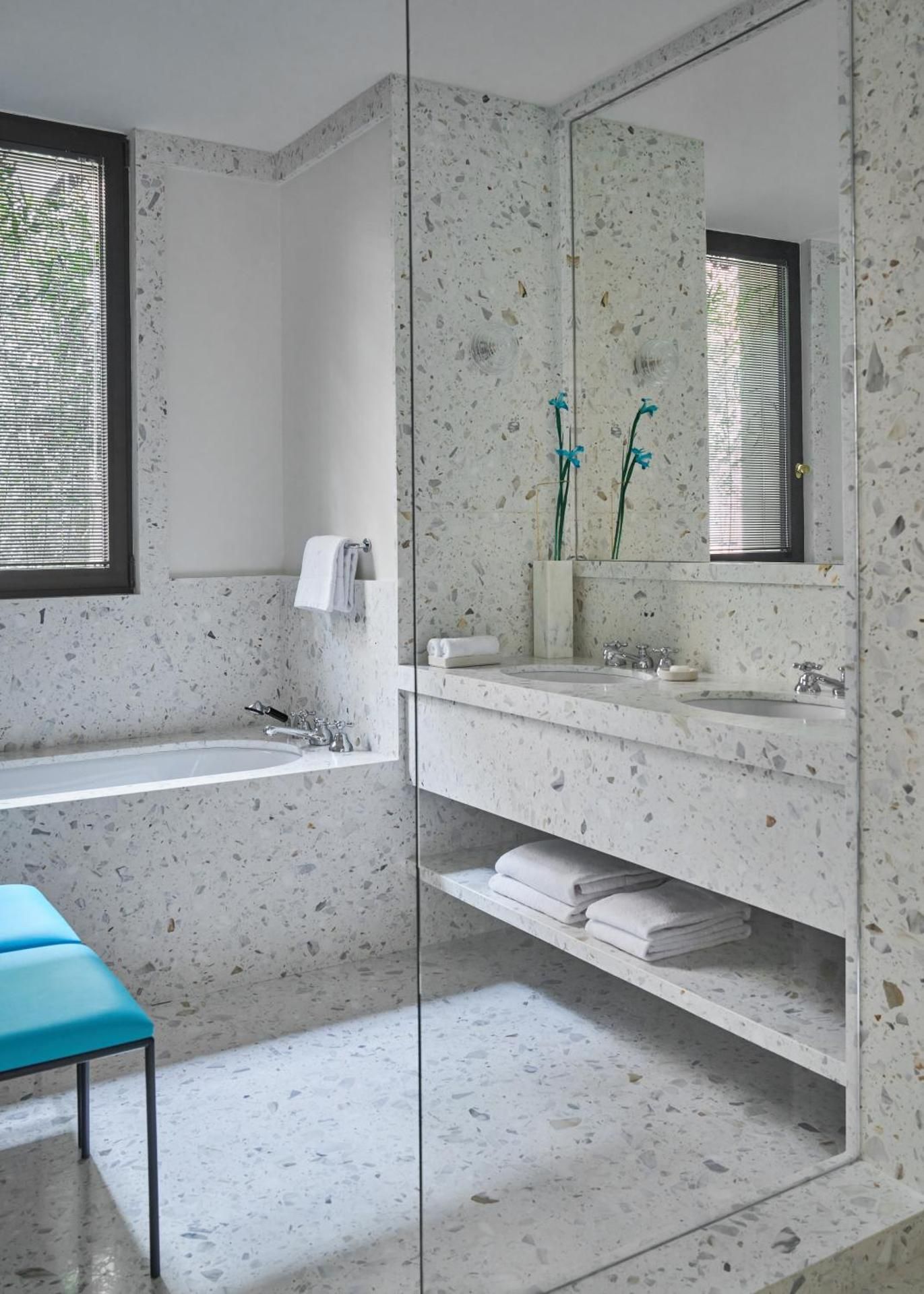 Maison Senato Two-Bedroom Deluxe Apartment with Balcony 2