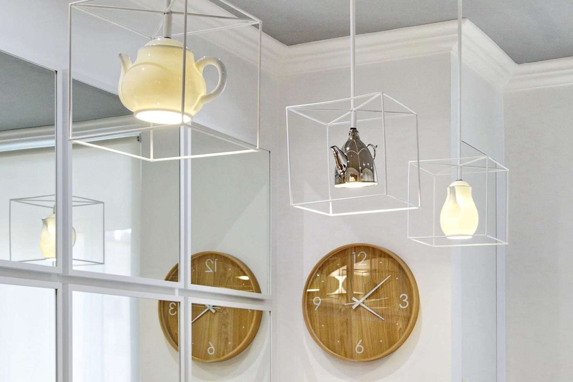 shared lounge/tv area