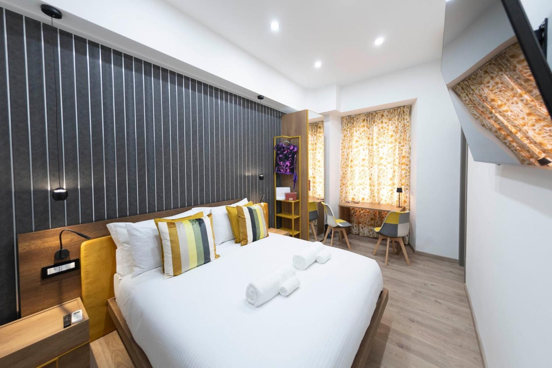 Superior King Room