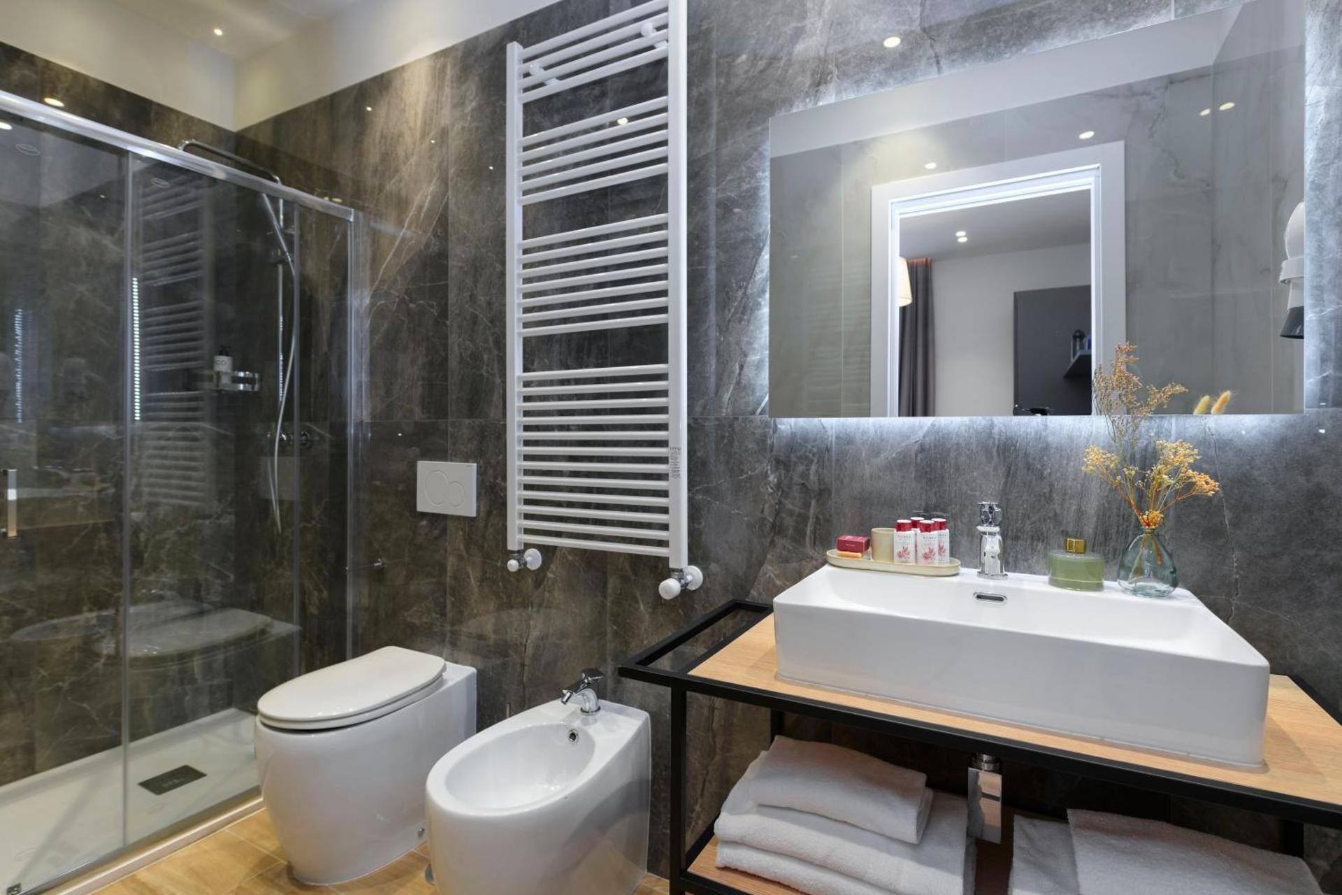 Three-Bedroom Apartment with Balcony
