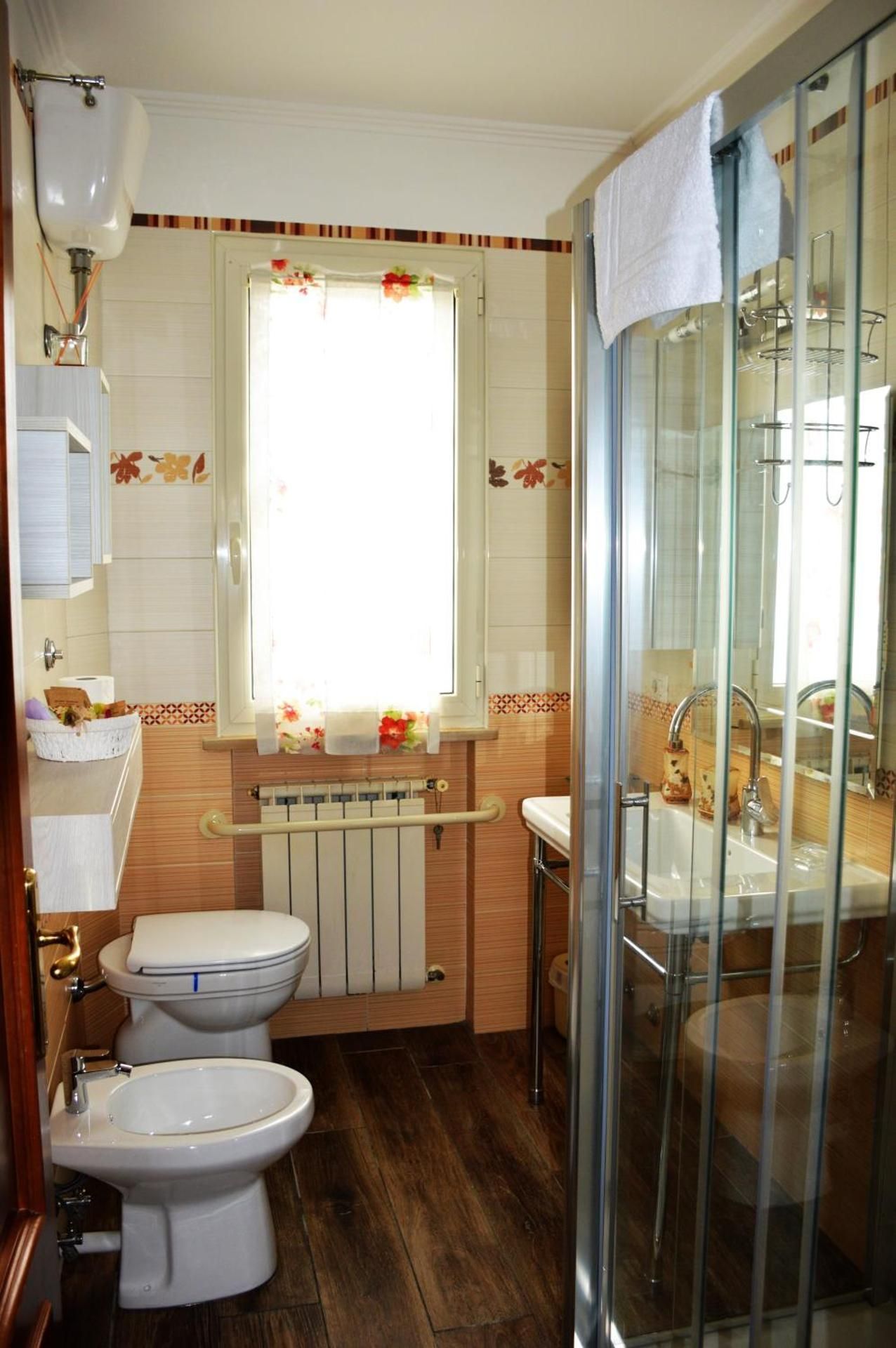 Double or Twin Room with Private Bathroom