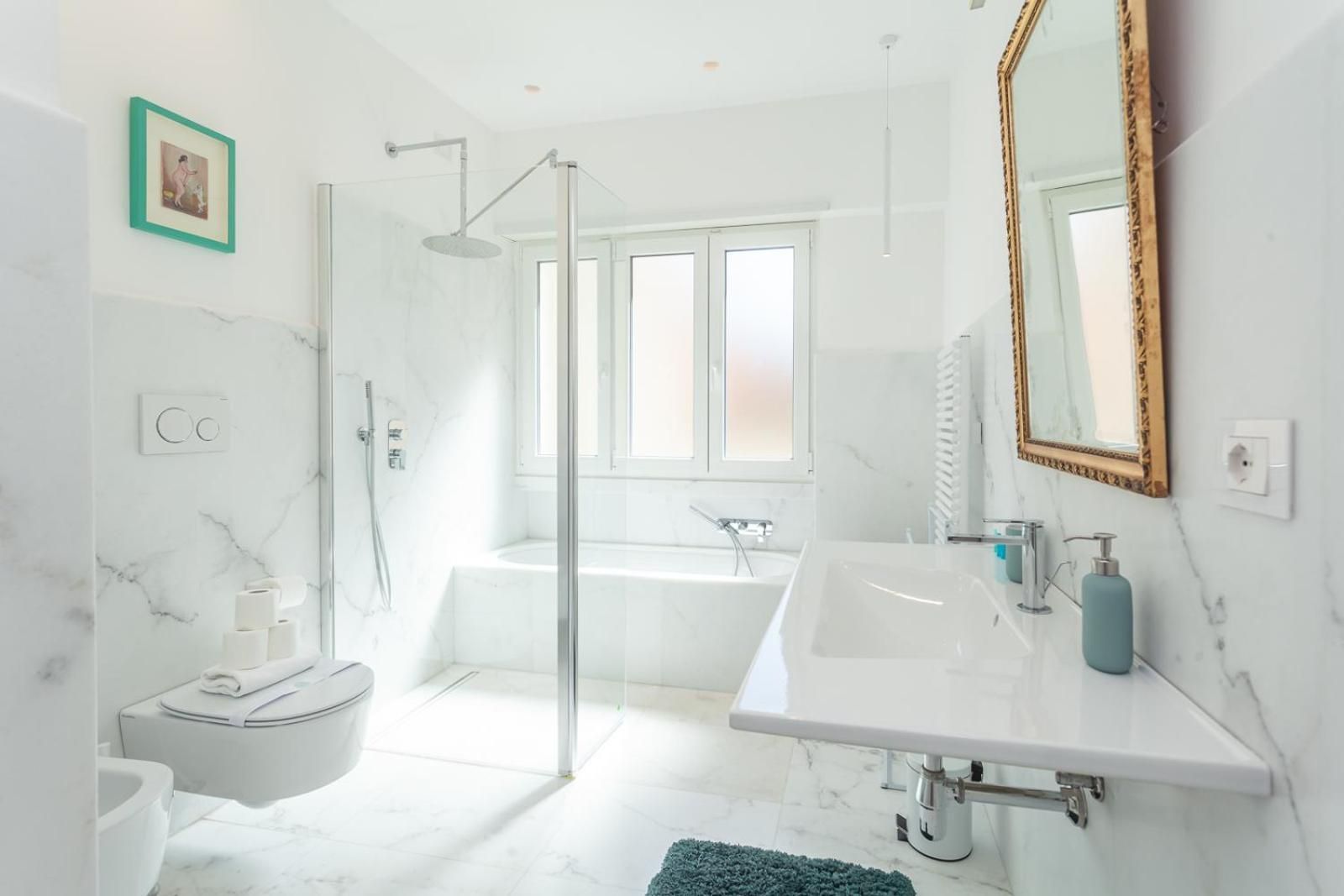 Deluxe Double Room with Bath