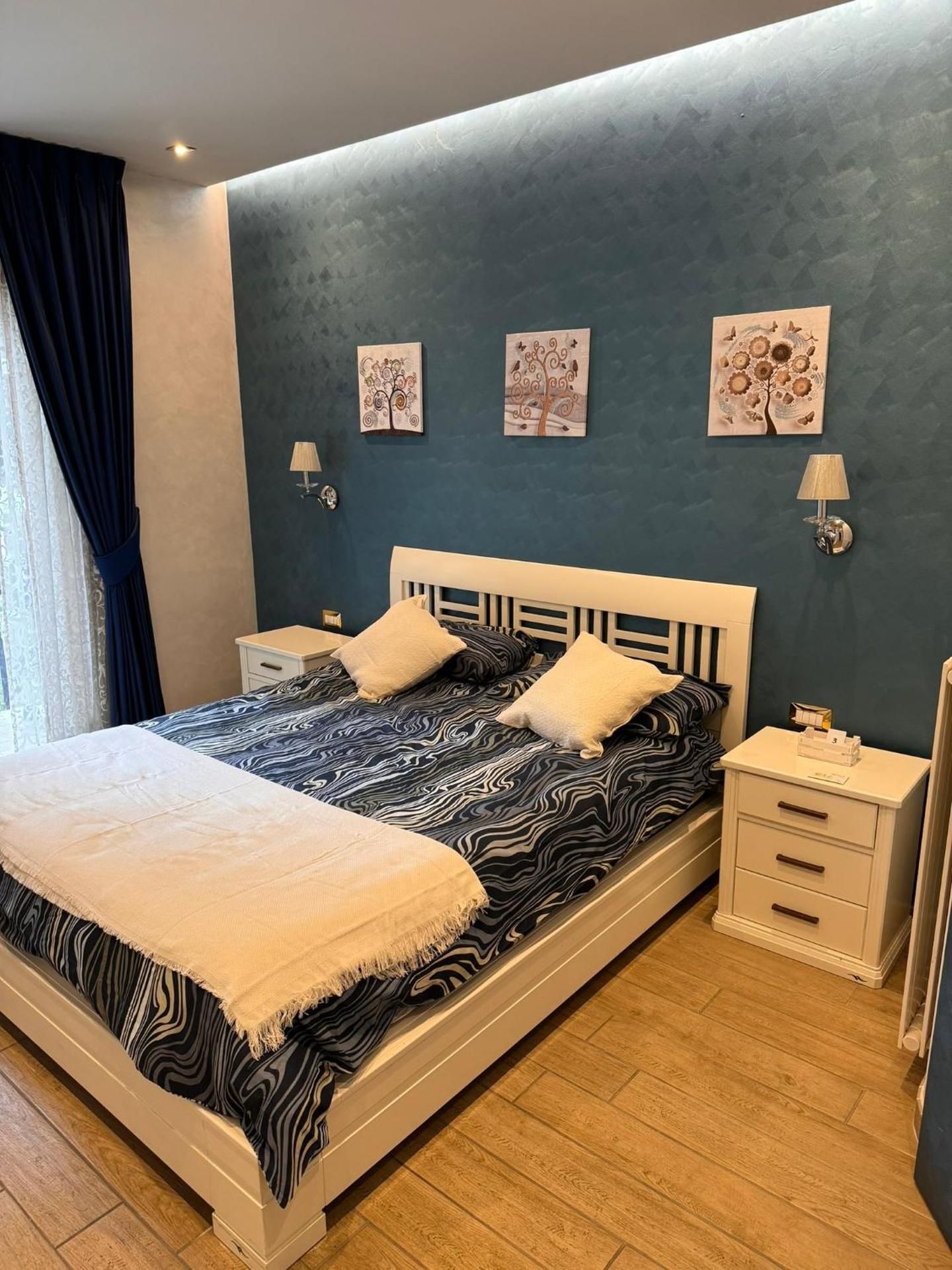 Large Double Room