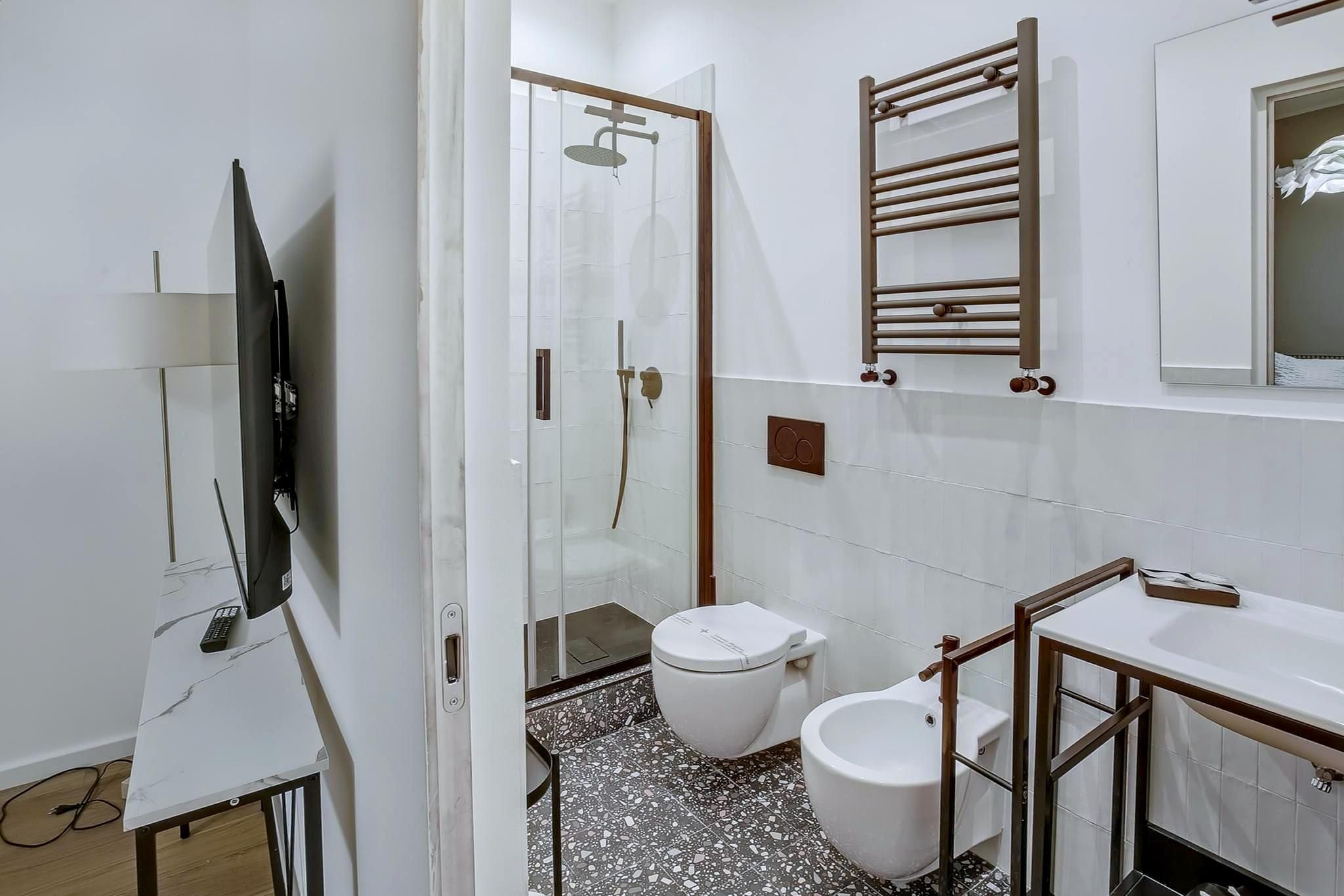 2 Bedroom Deluxe Suite