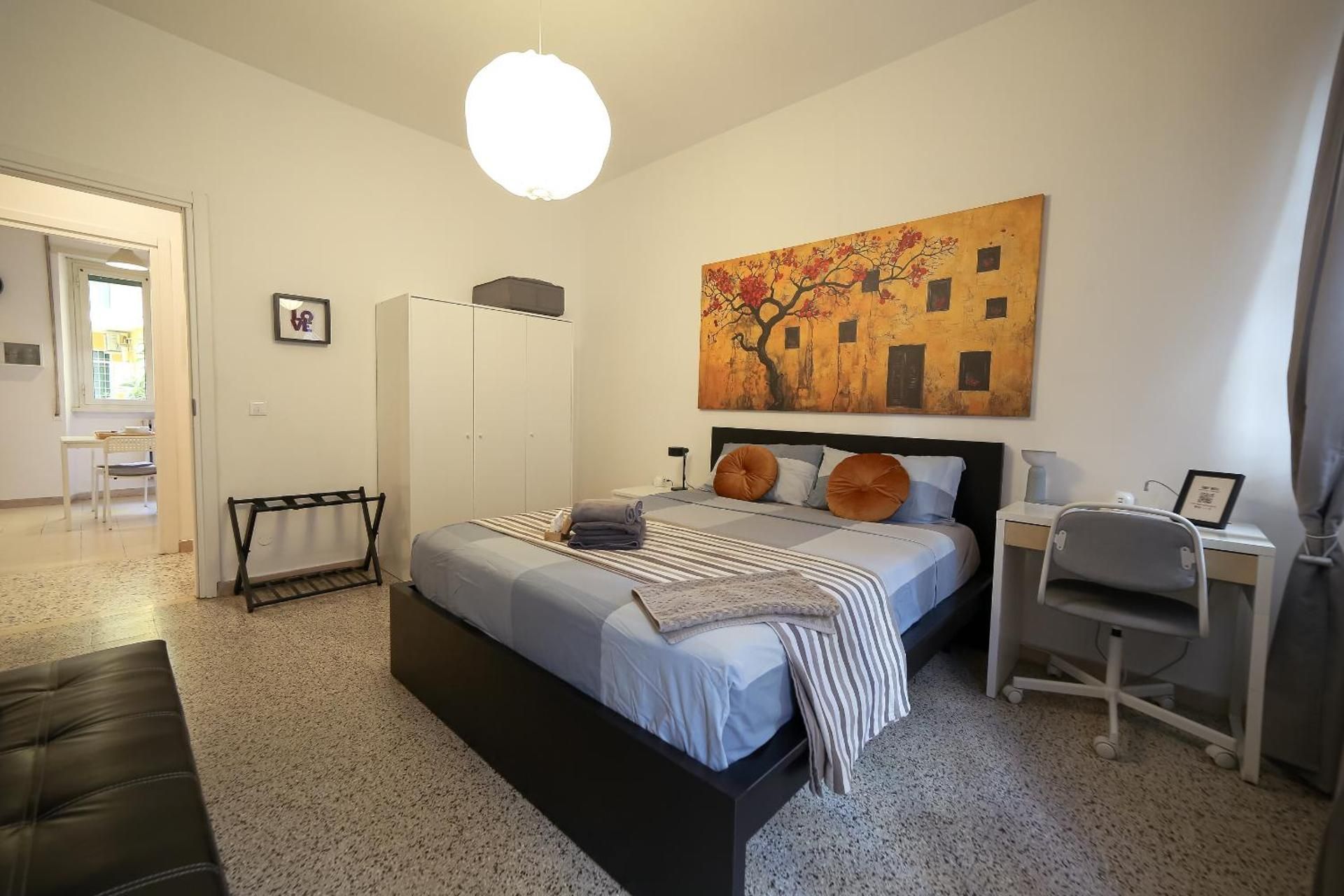 Large Double Room